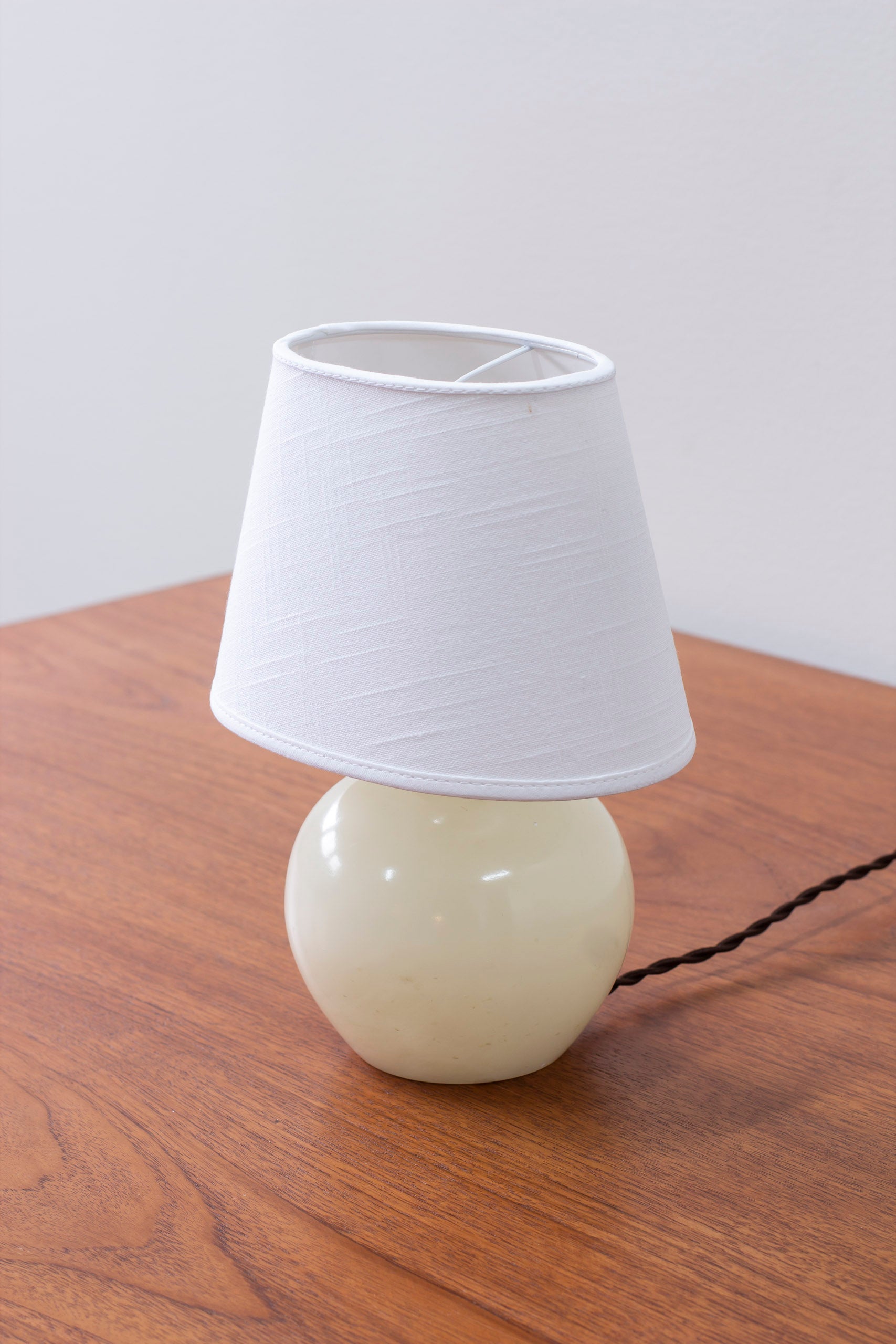 Table lamp 2575 by Josef Frank