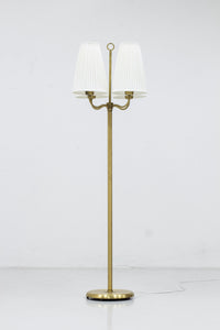 Swedish Modern floor lamp in brass