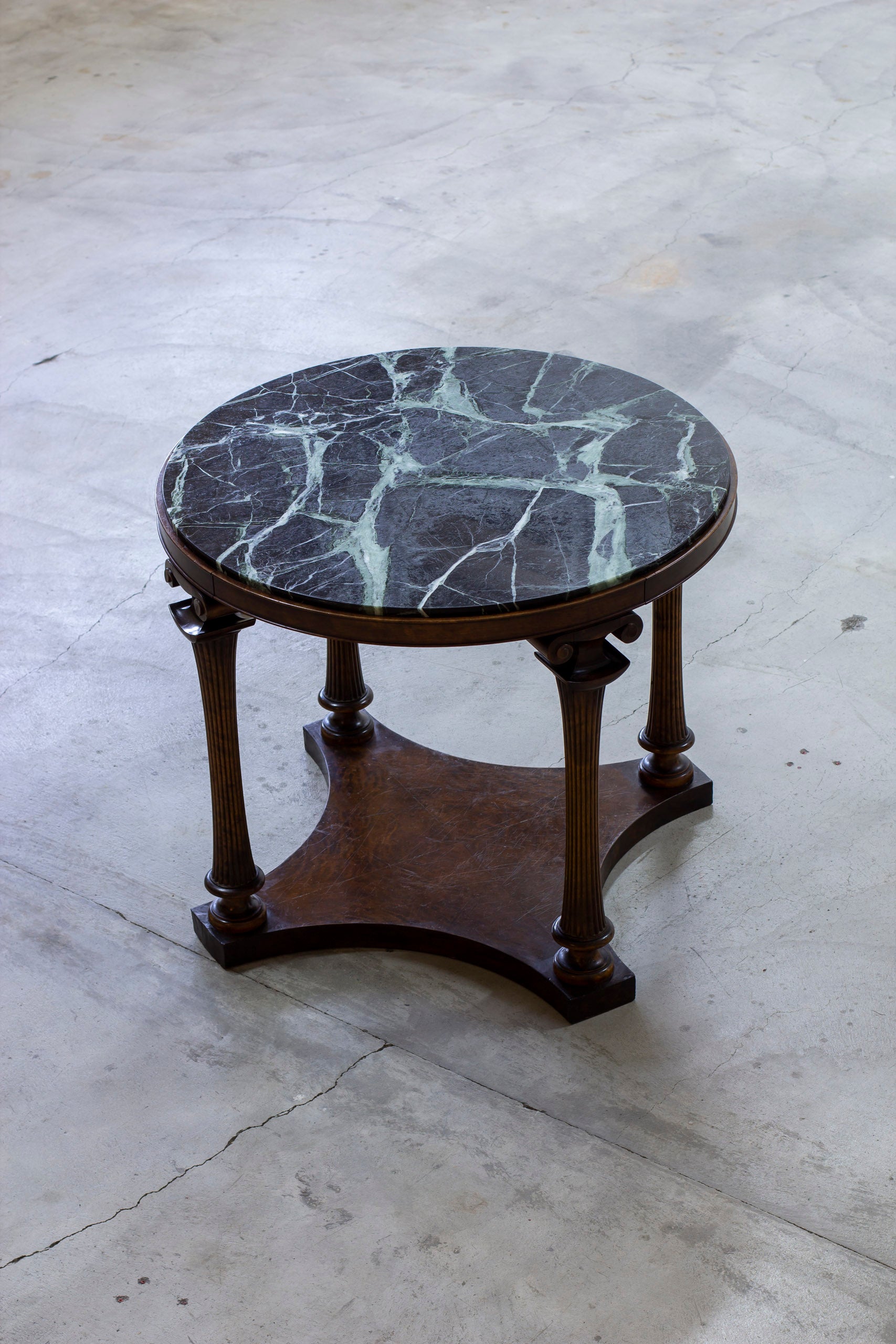 Neoclassical entrance table in the manner of Hjorth