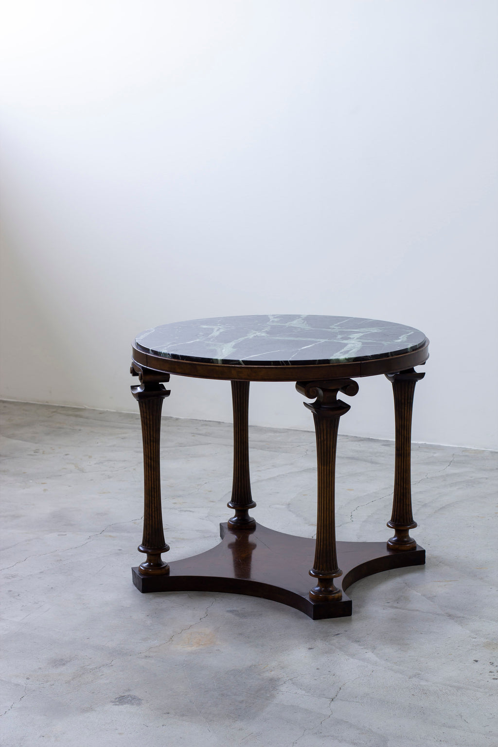 Neoclassical entrance table in the manner of Hjorth