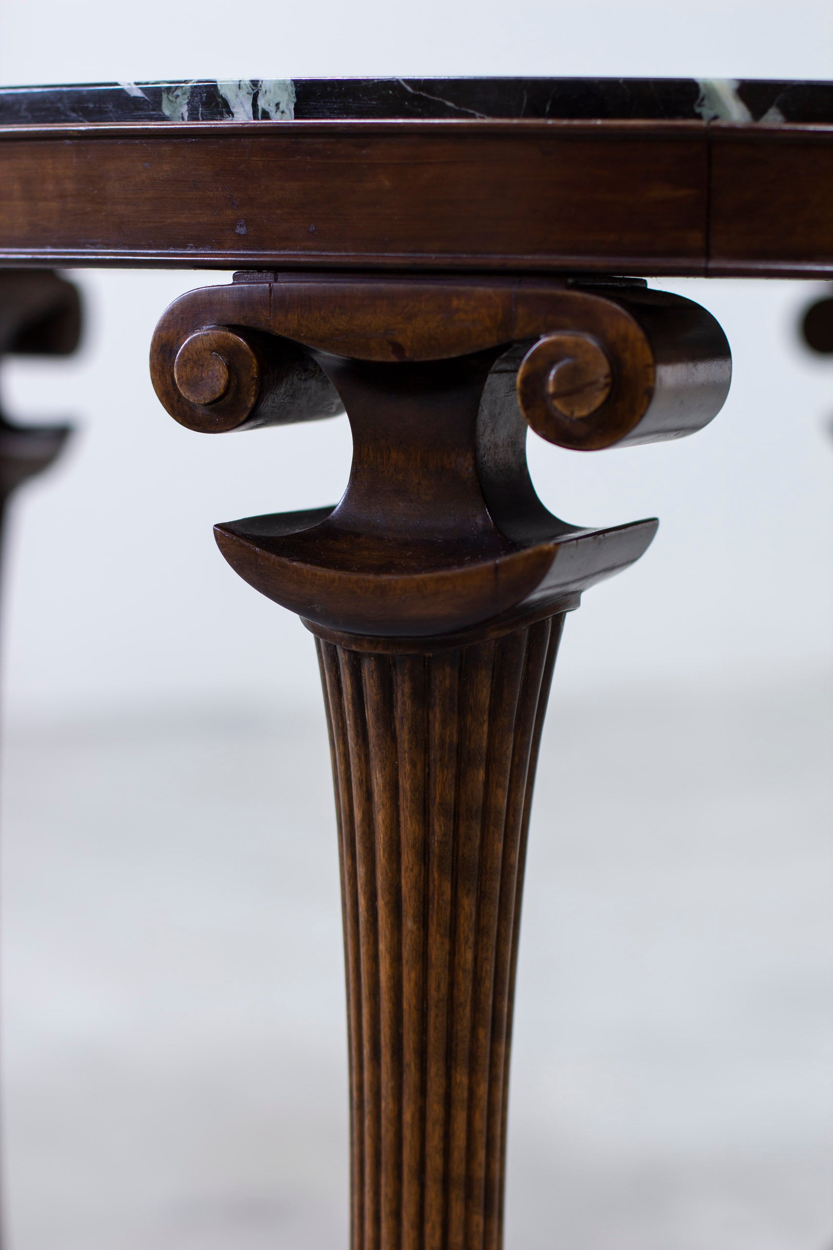 Neoclassical entrance table in the manner of Hjorth