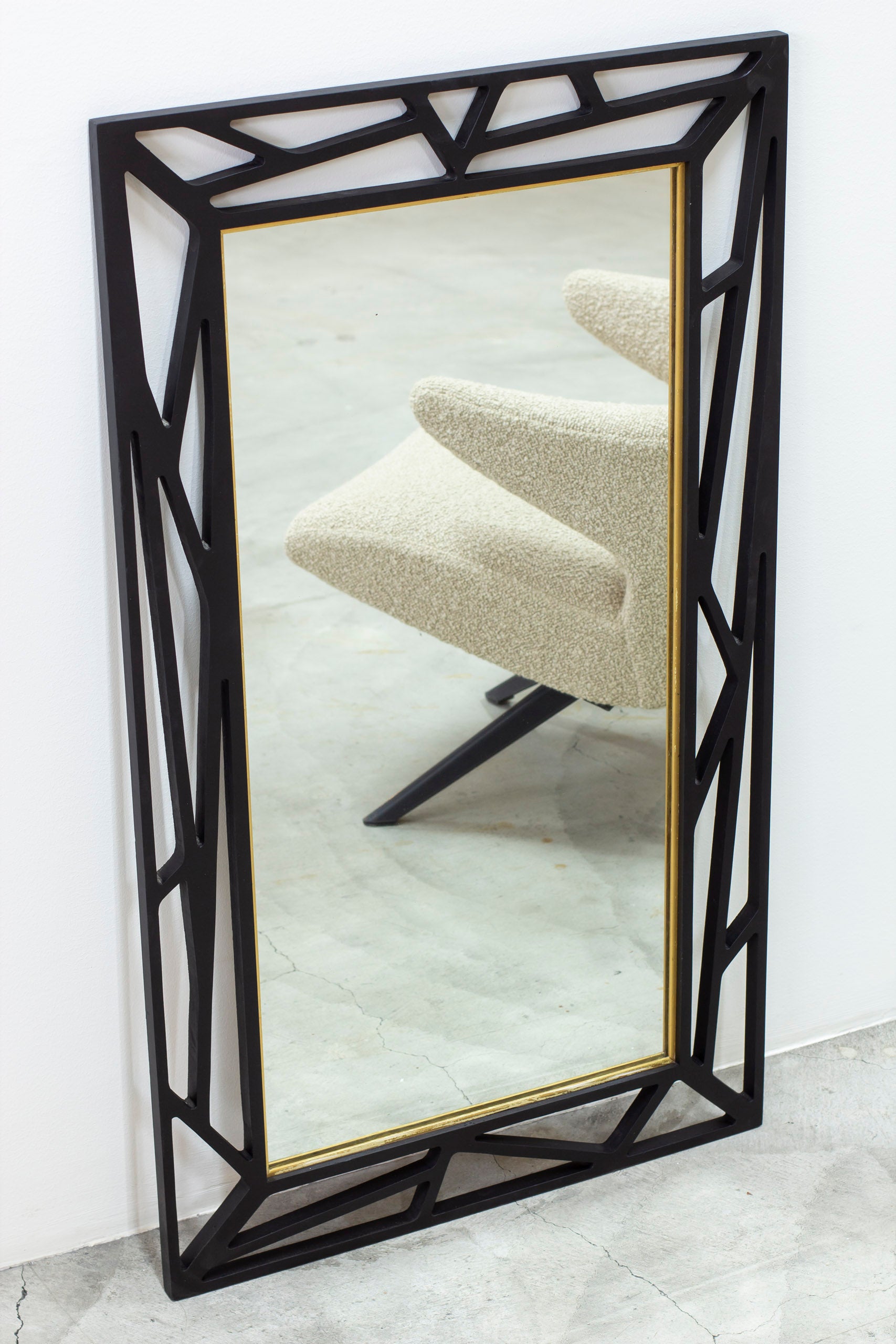 "Konkret" mirror by eden Spegel