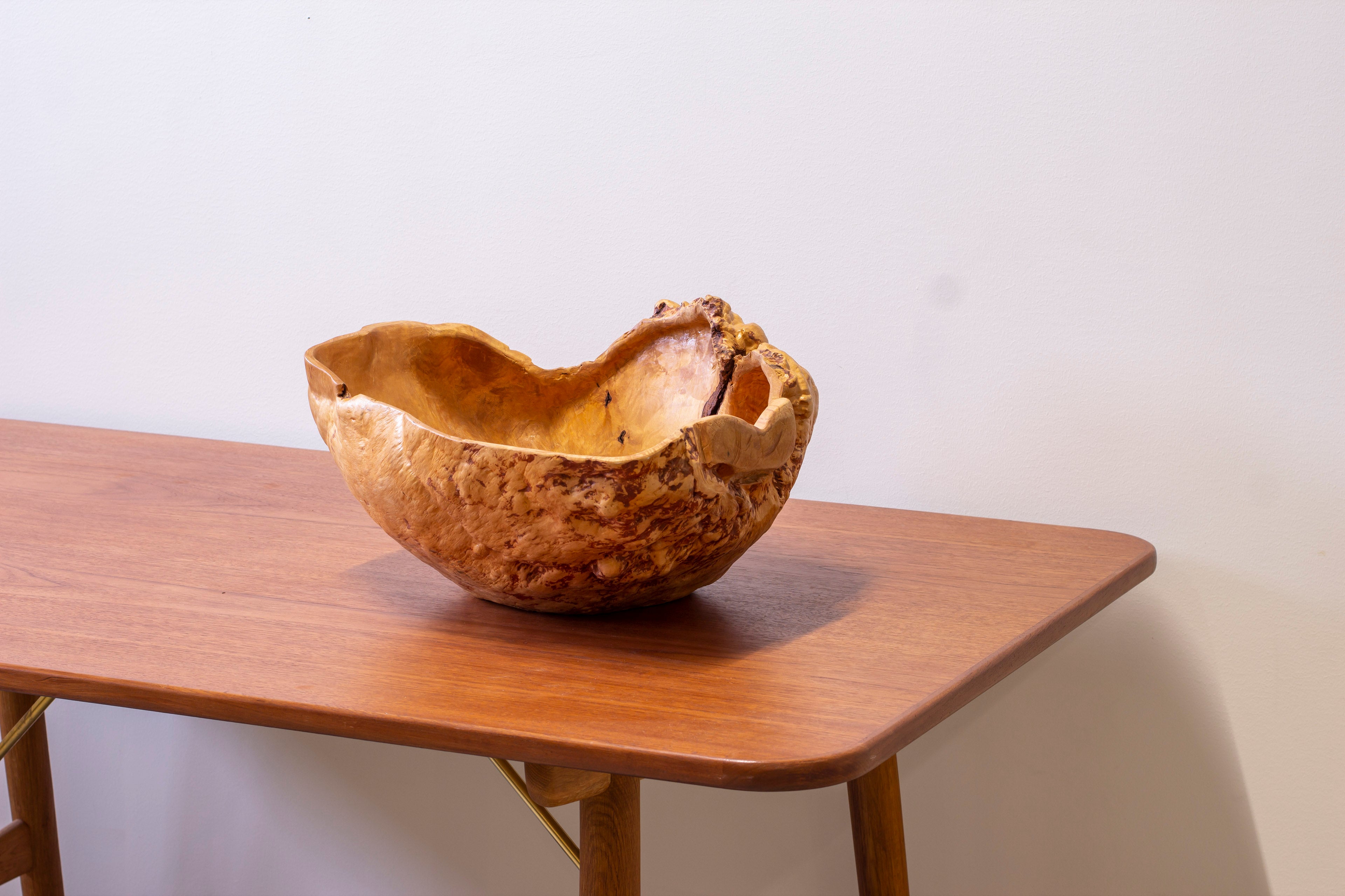 Large Swedish burl wood bowl
