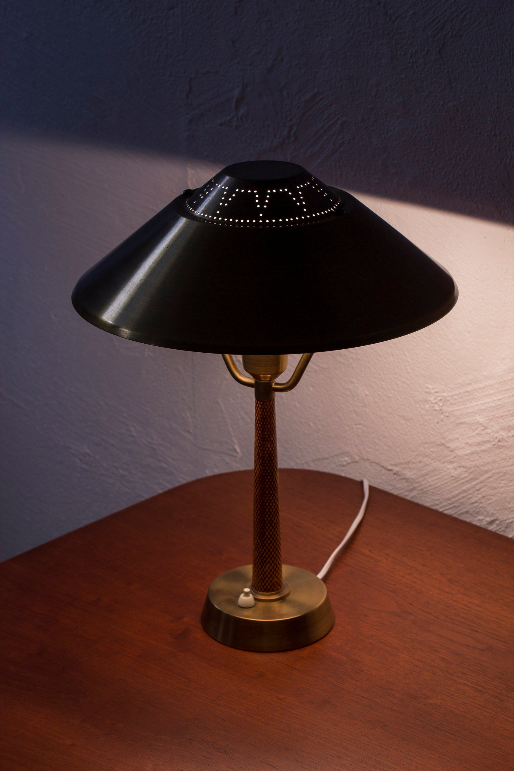 Table lamp by E. Hansson