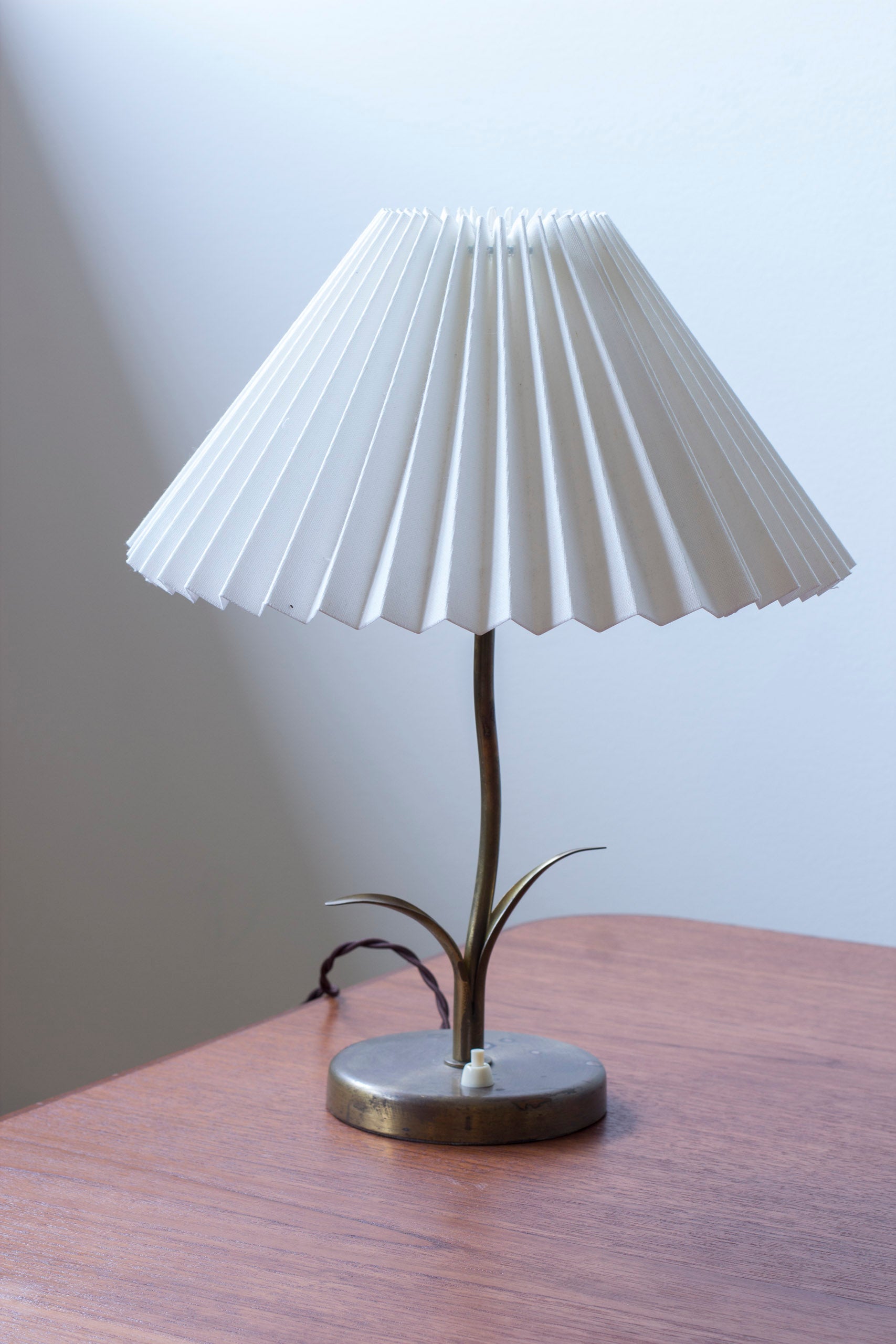 Danish modern organic "leaf" table lamp