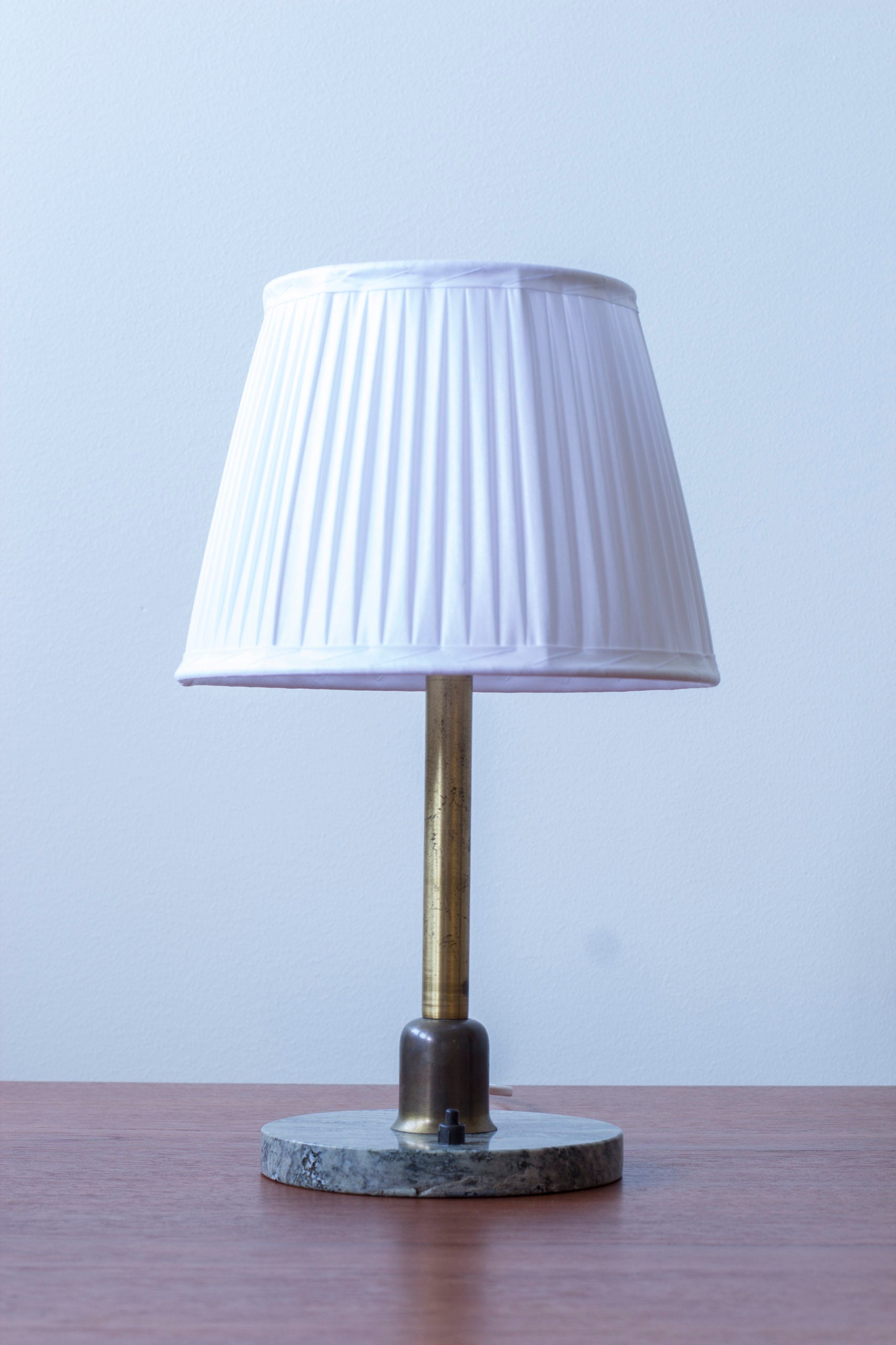 Marble and brass table lamp