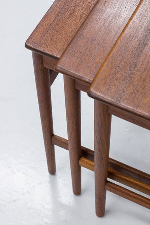 Nesting tables by Hans J. Wegner