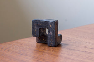 Geometrical stoneware scultptures