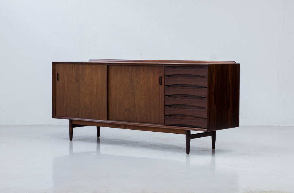 "OS29" sideboard by Arne Vodder