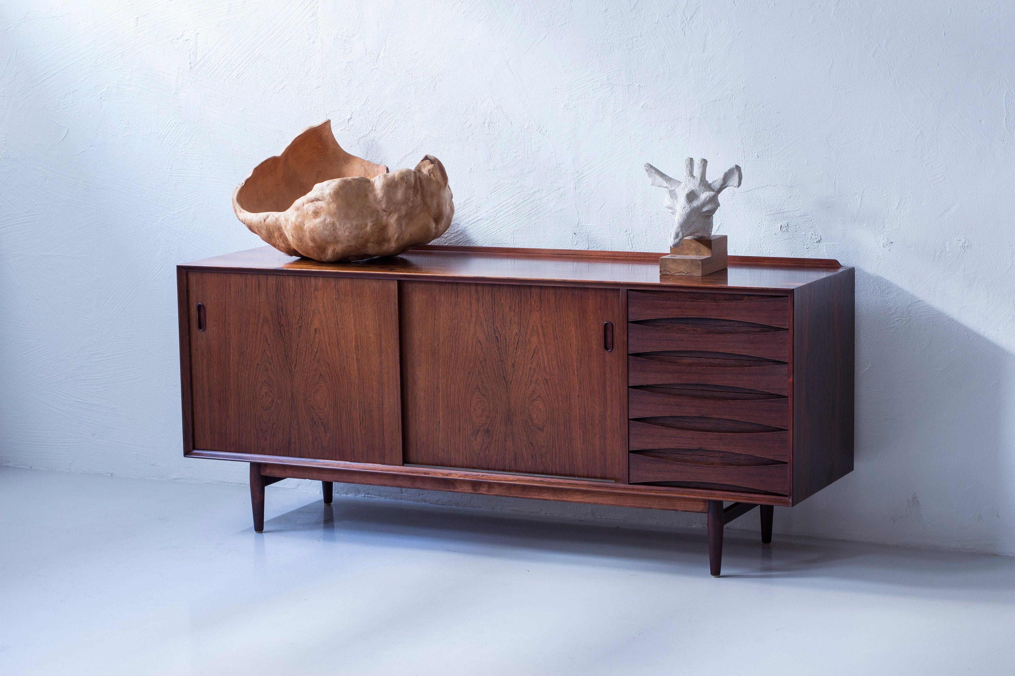 "OS29" sideboard by Arne Vodder