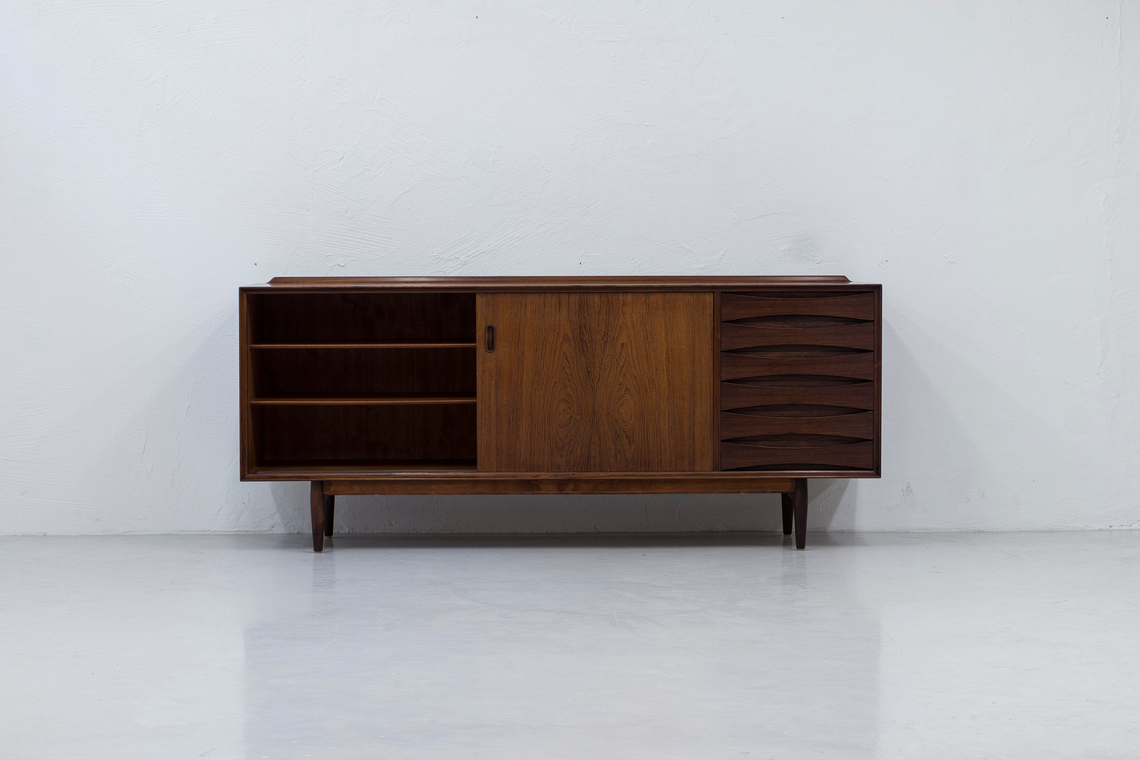 "OS29" sideboard by Arne Vodder