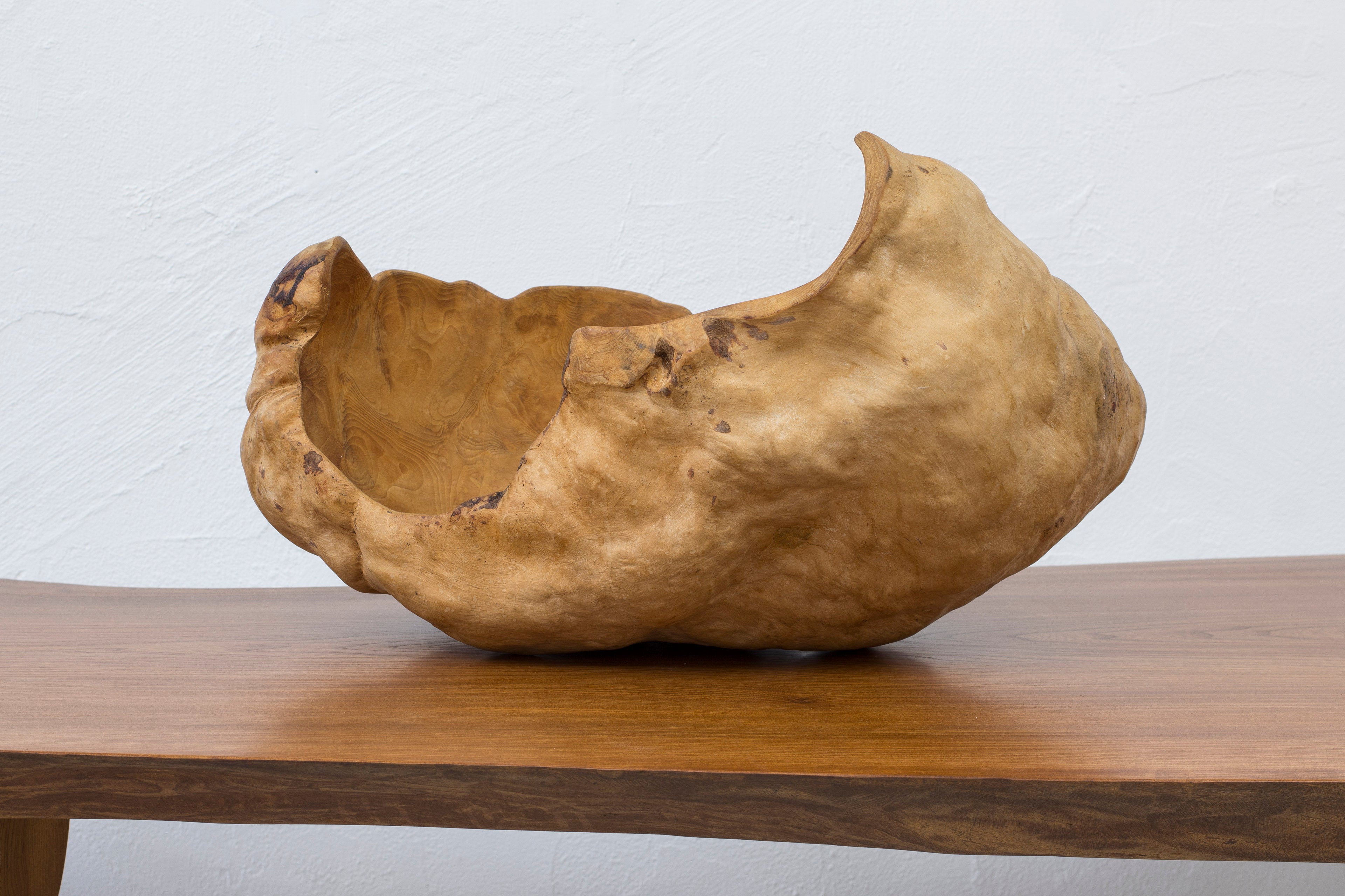 Large Swedish Burl wood bowl