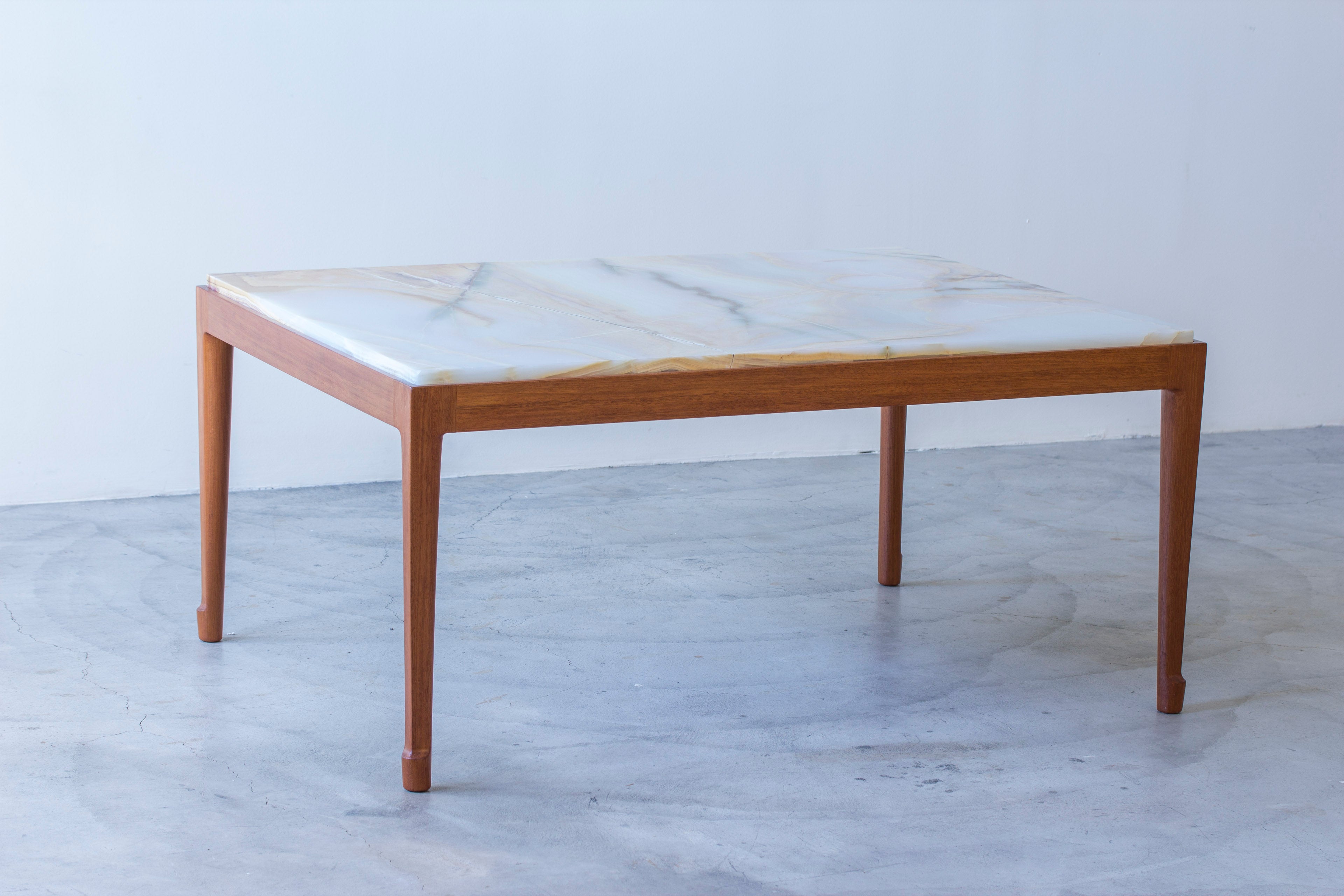 Onyx sofa table in the style of Frank