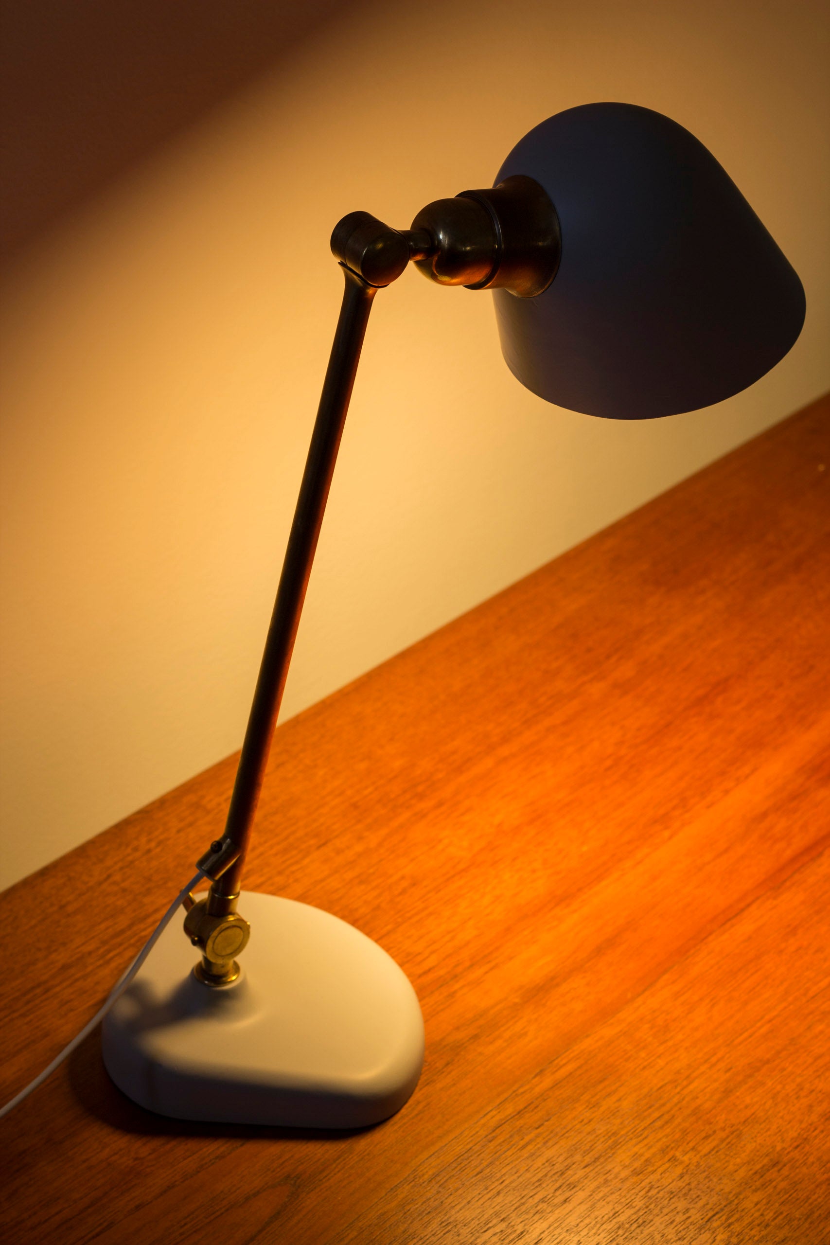 Table lamp mod. 532012 by Bertil Brisborg