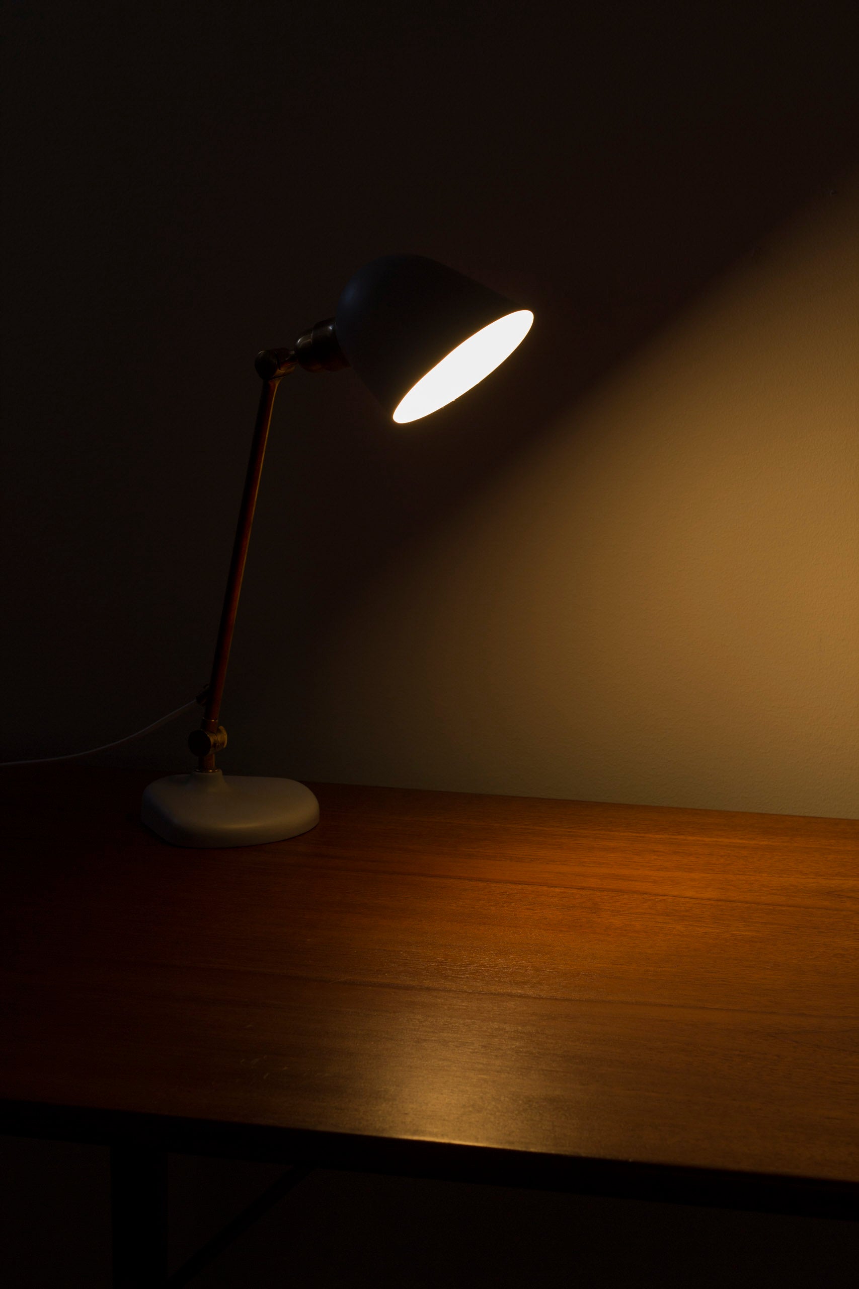 Table lamp mod. 532012 by Bertil Brisborg