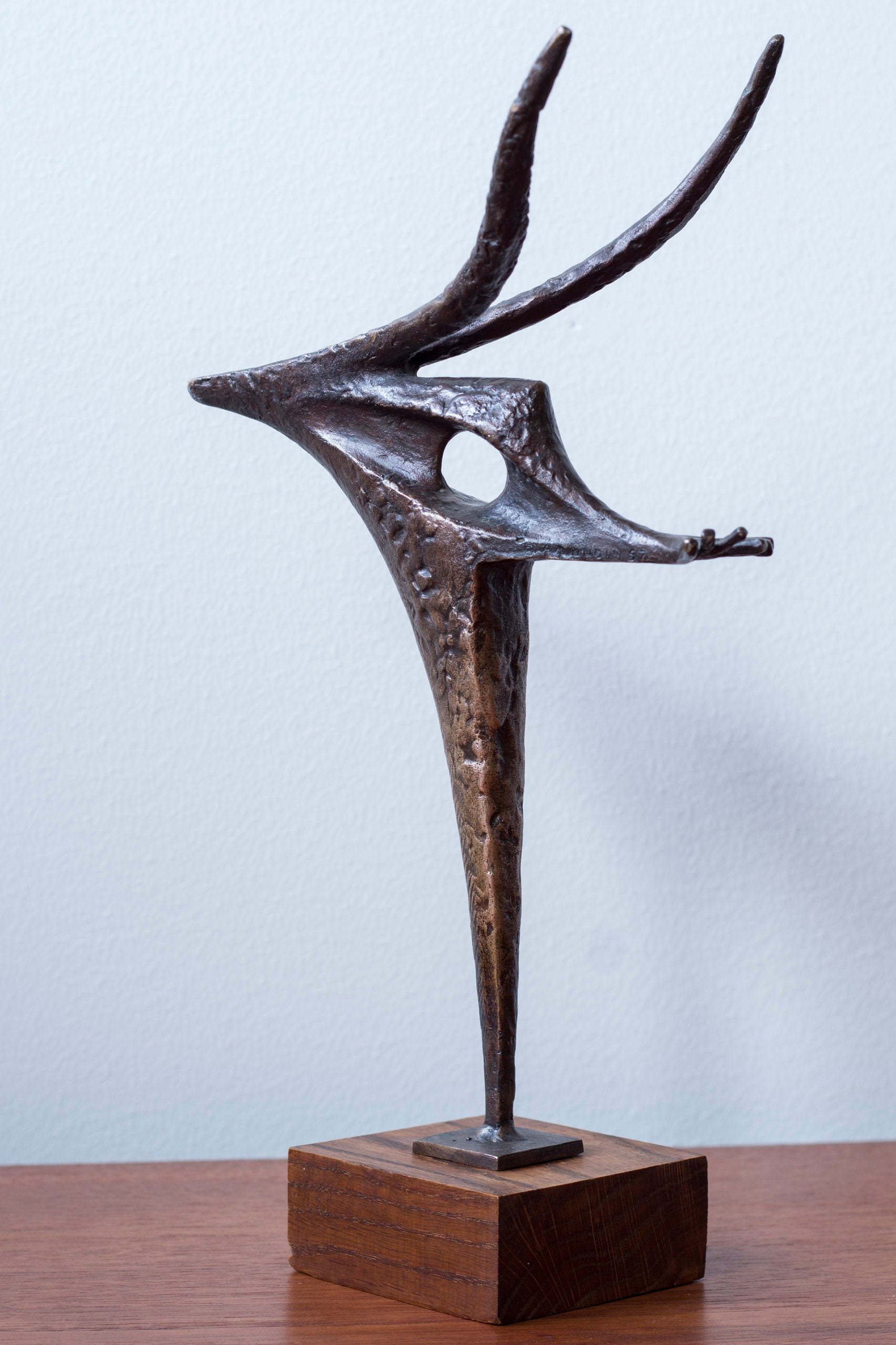 Sculpture "prehistoric bird" by Bengt Amundin