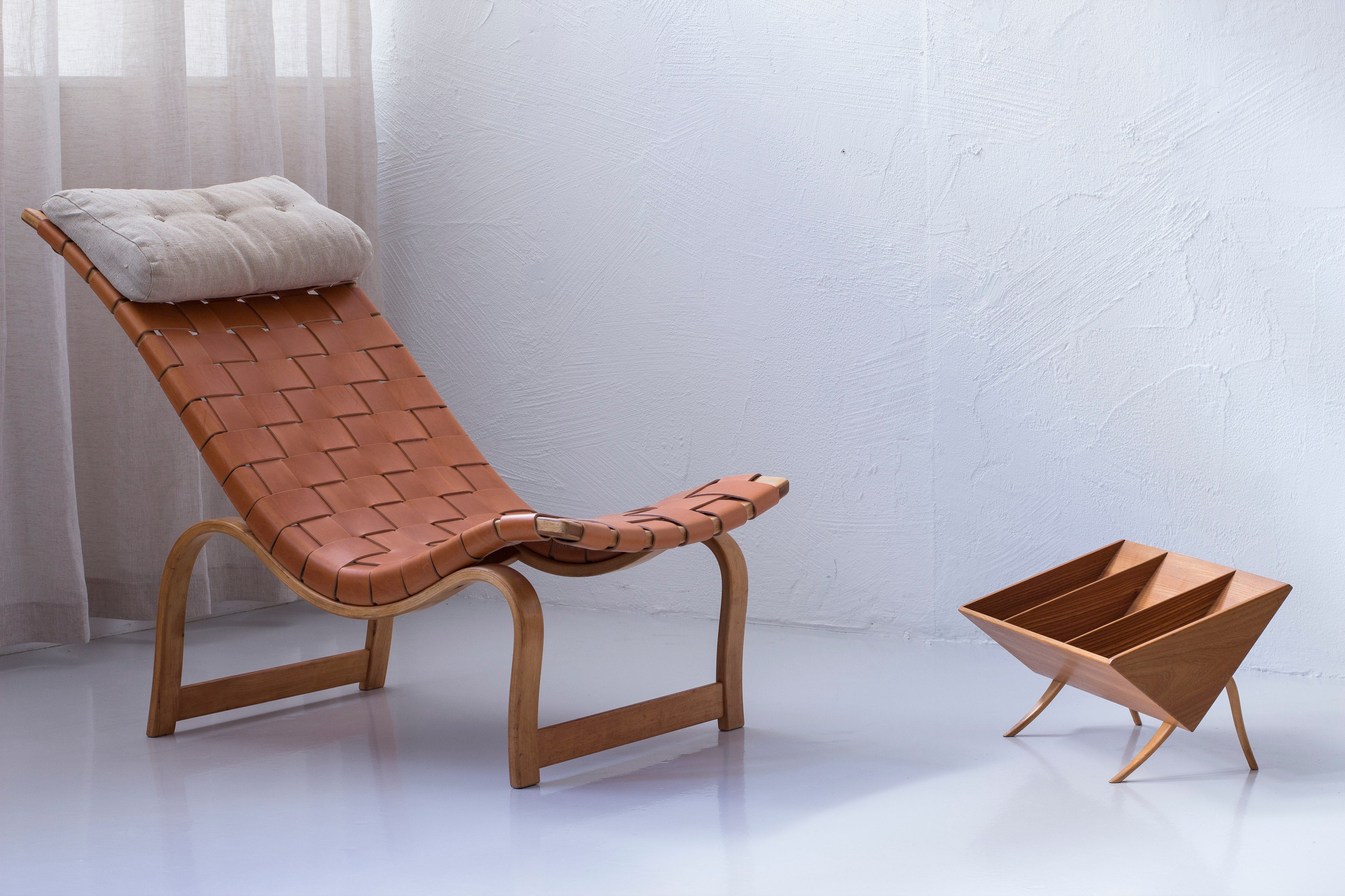 Book crib by Bruno Mathsson