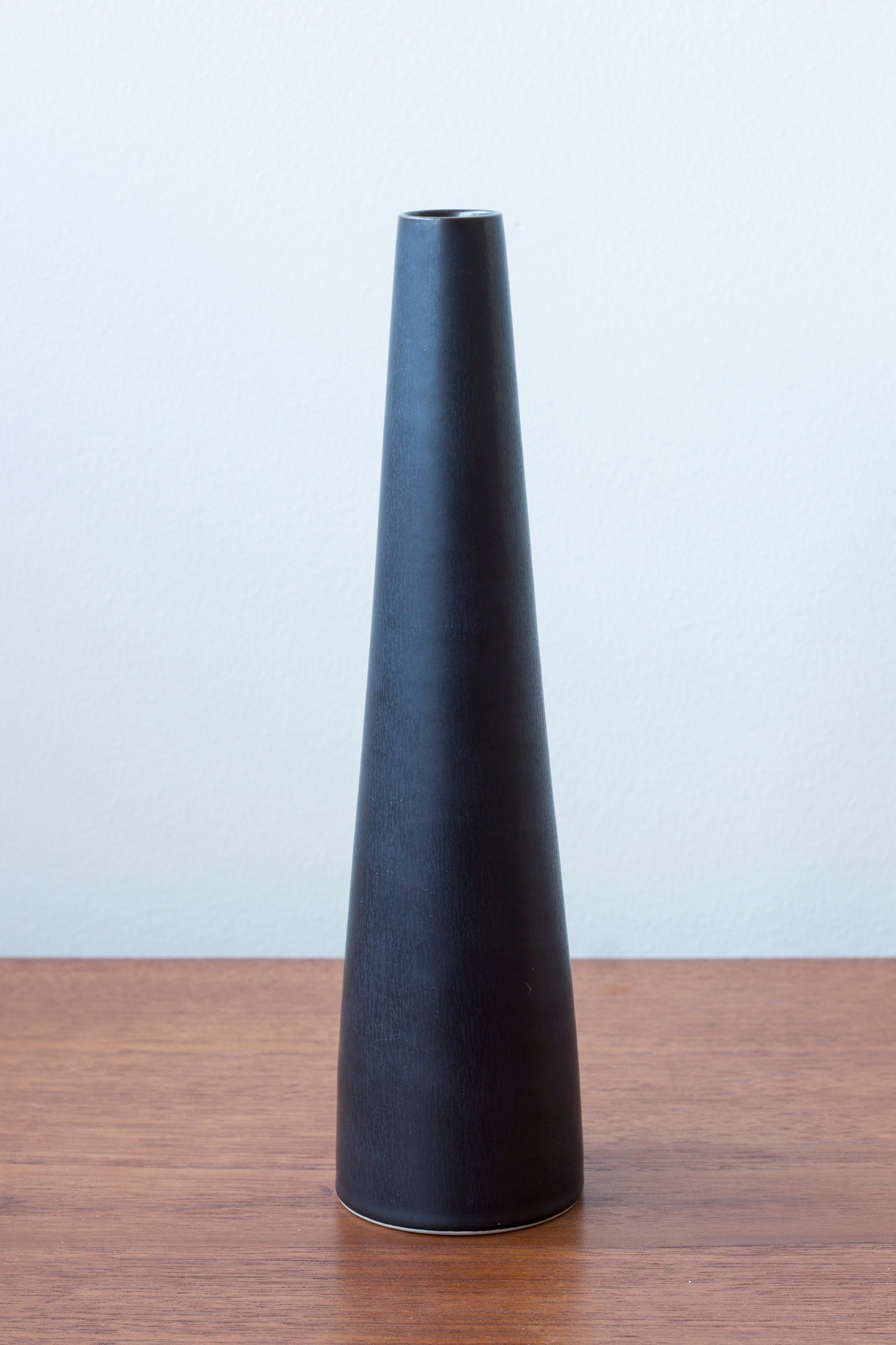 Stoneware vase by Carl-Harry Stålhane no.3