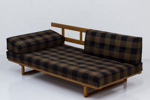 Daybed by Børge Mogensen & Lis Ahlman