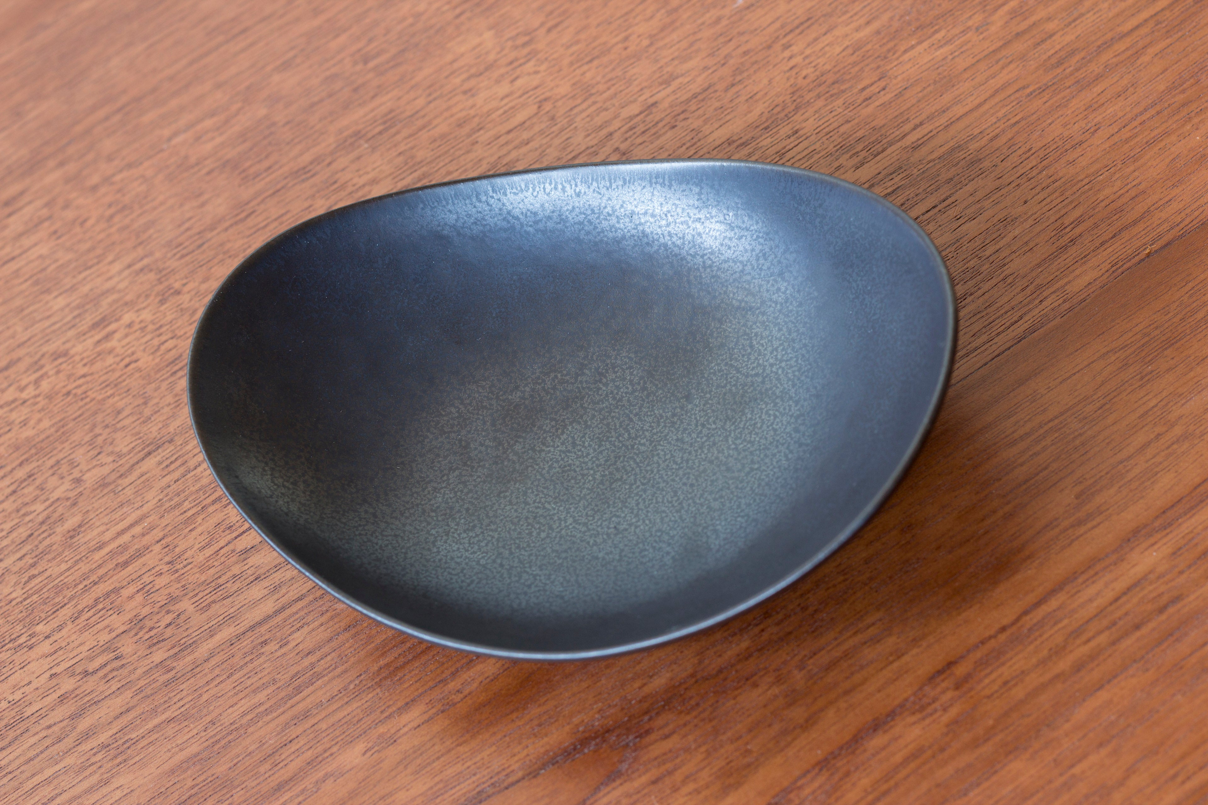 SOLD - Stoneware tray by Carl-Harry Stålhane