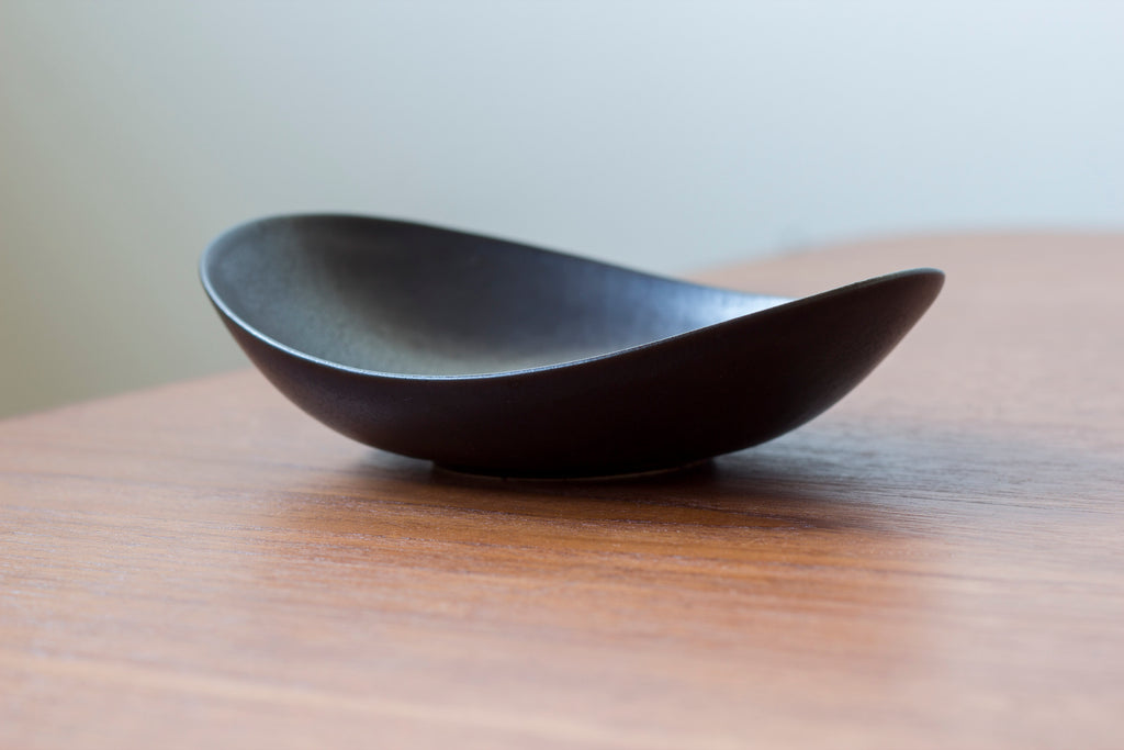 SOLD - Stoneware tray by Carl-Harry Stålhane