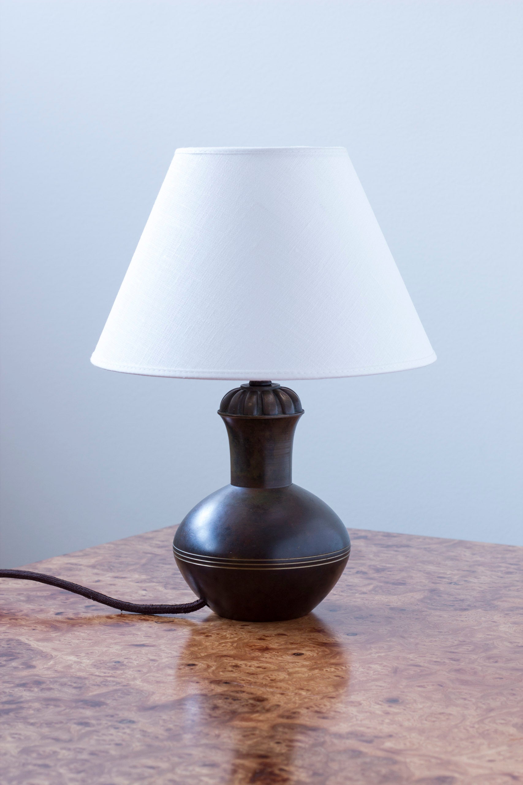 Bronze table lamp from the 1930s