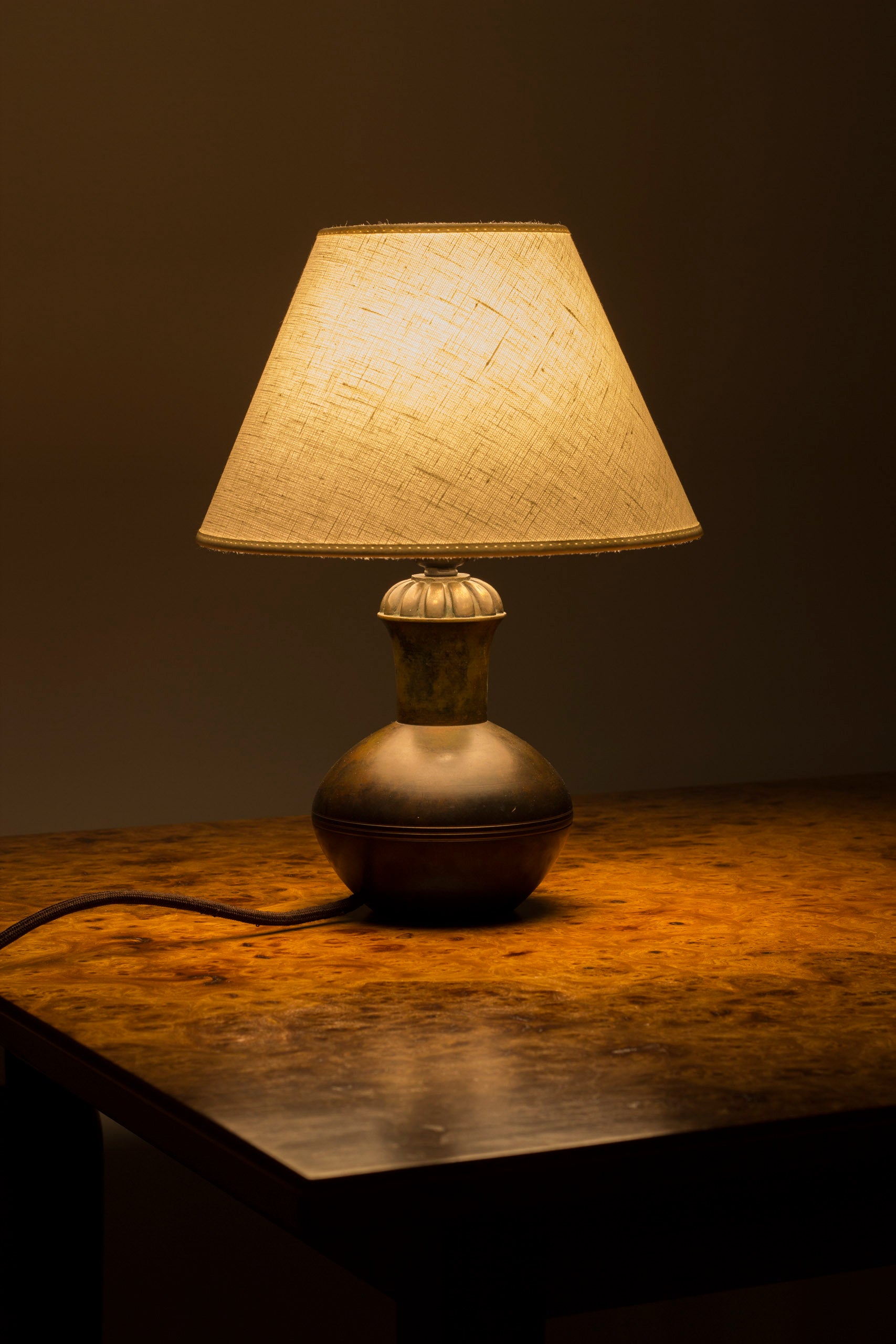Bronze table lamp from the 1930s
