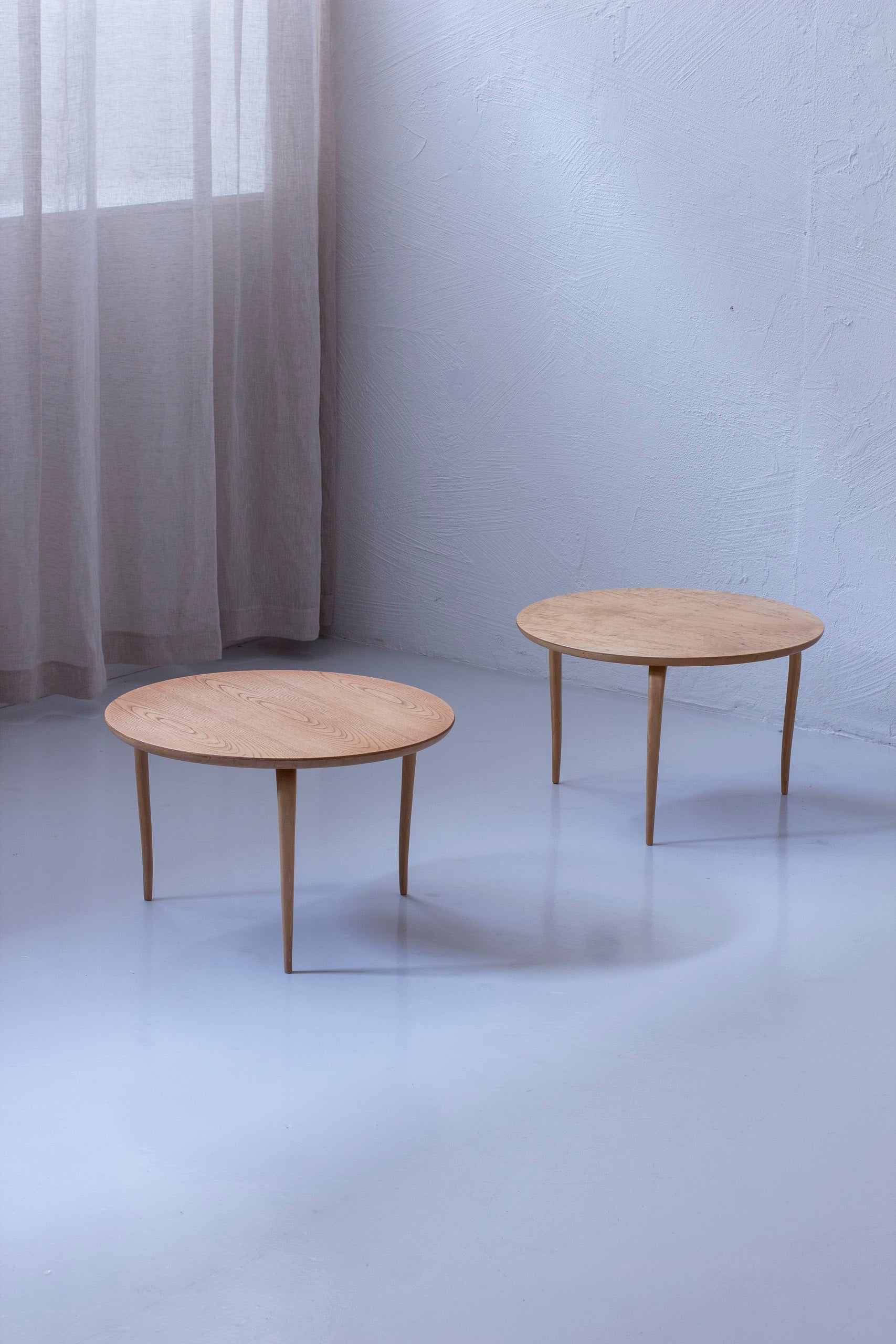 Burl birch "Annika" table by Mathsson