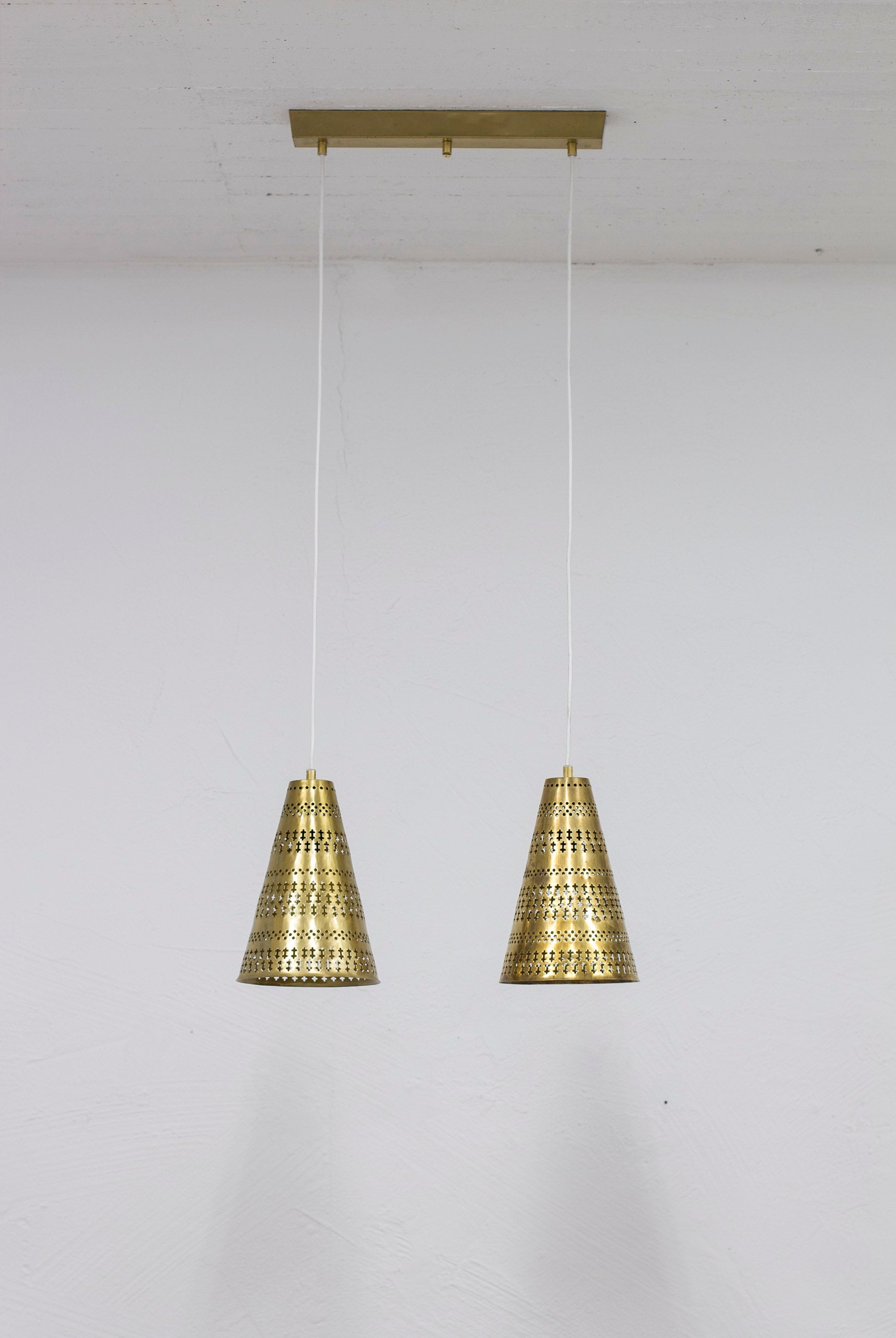 Ceiling lamp model 70 by Hans Bergström