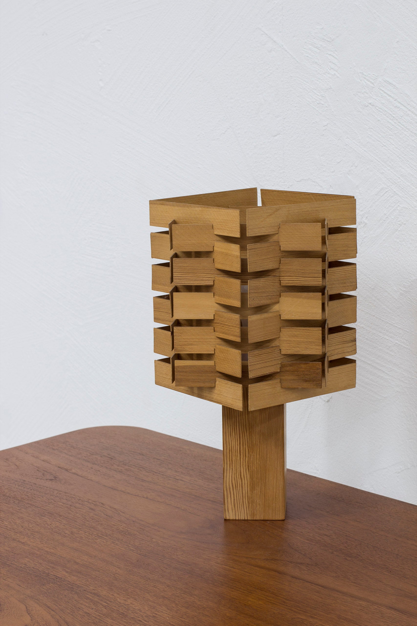 Pine table lamp in the manner of Lindroos