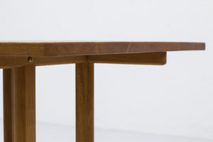 Dining table 6288 by Mogensen