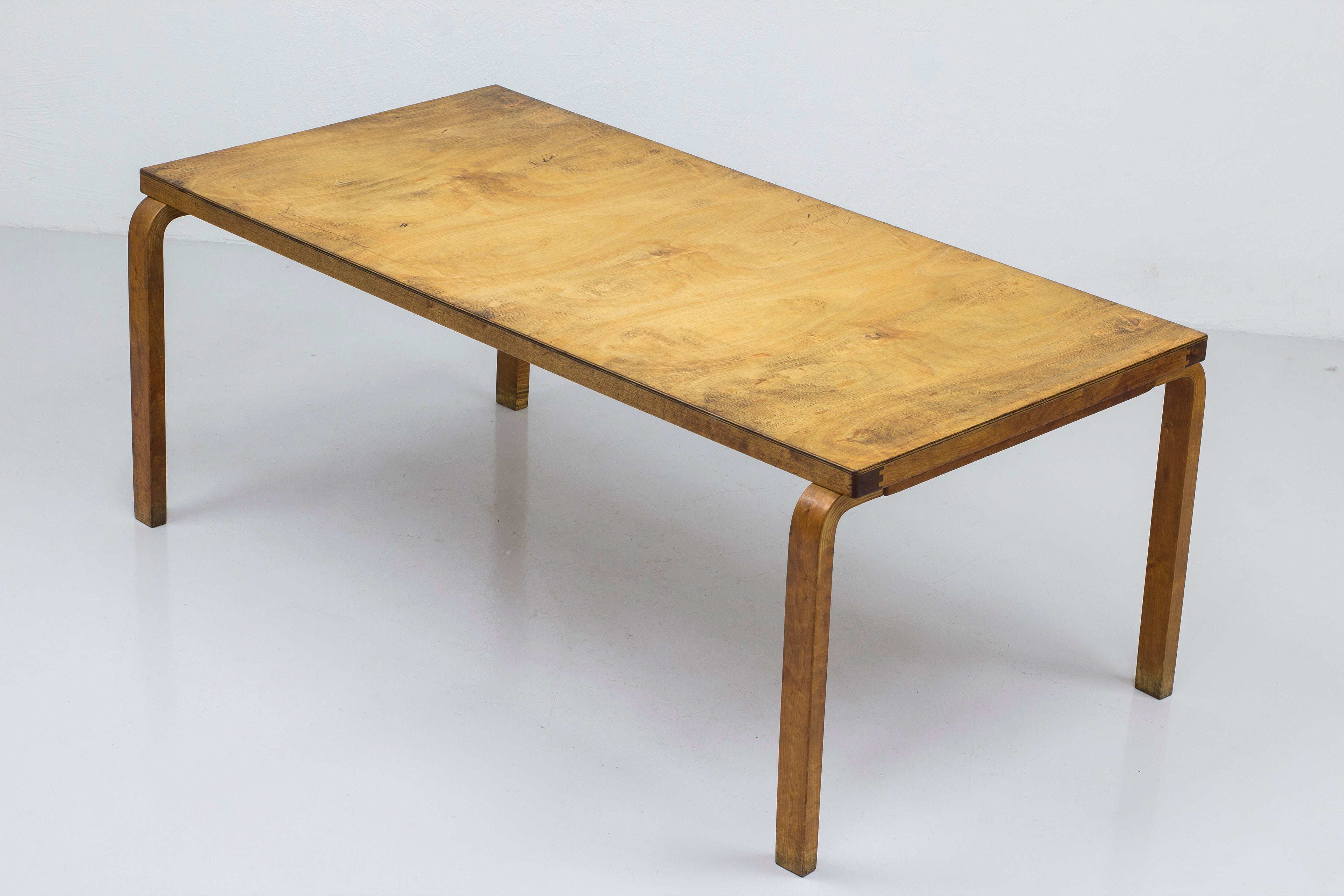 Early model 83 dining table by Aalto