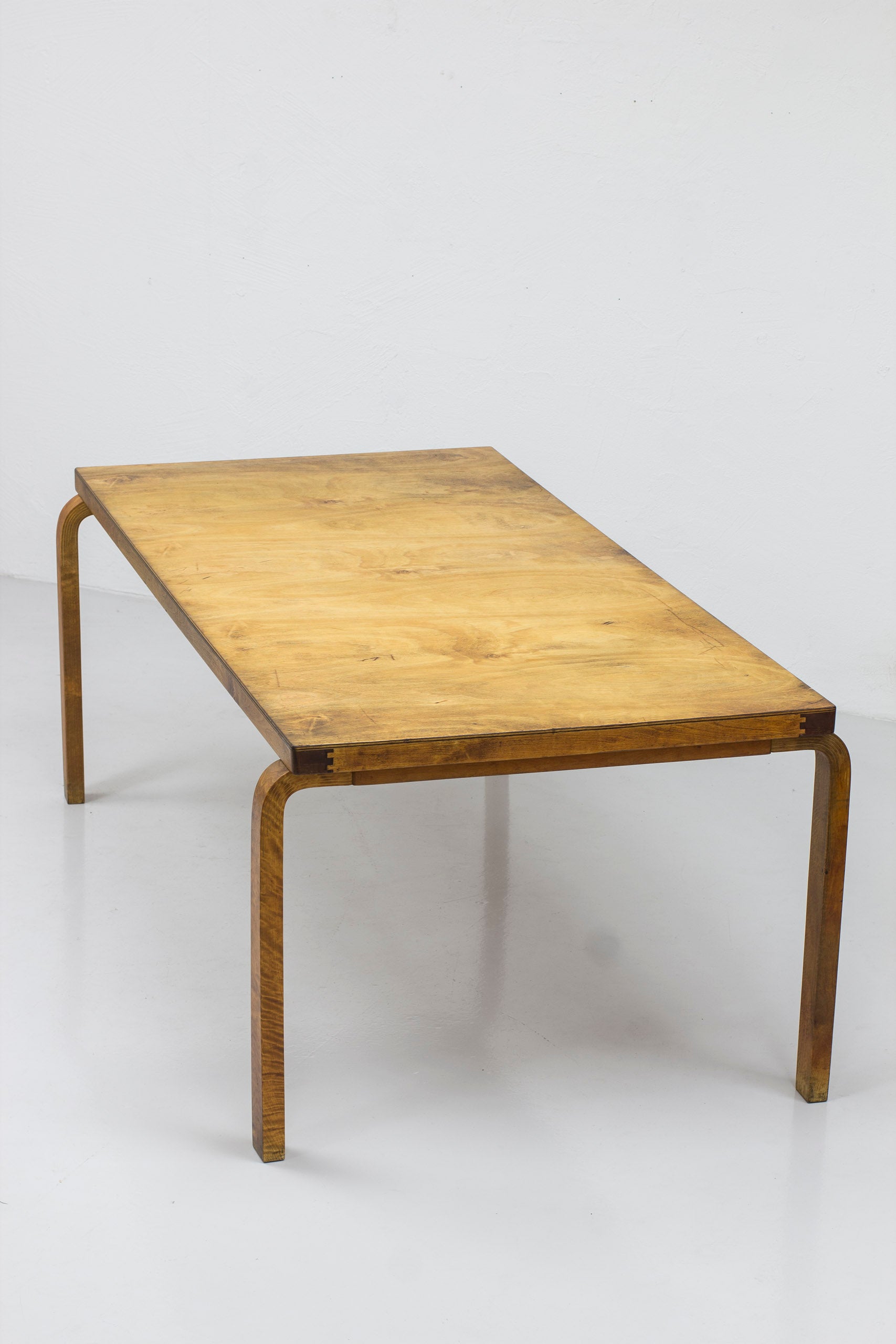 Early model 83 dining table by Aalto