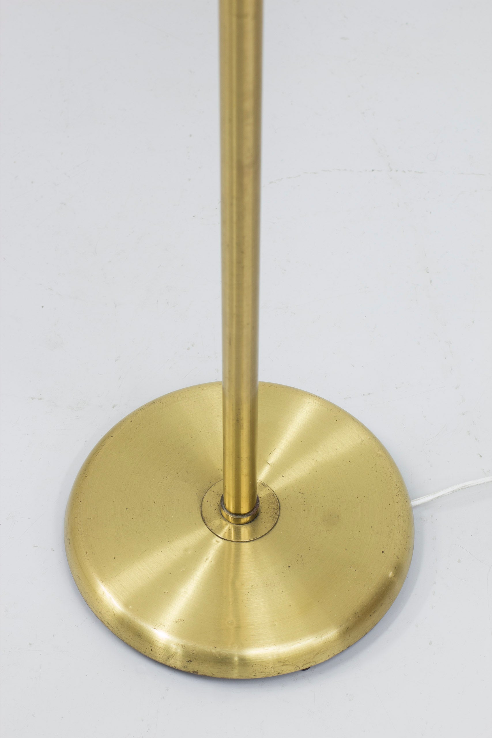 Swedish Modern floor lamp in brass