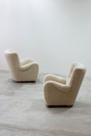 Pair of lounge chairs in the manner of Blomstedt