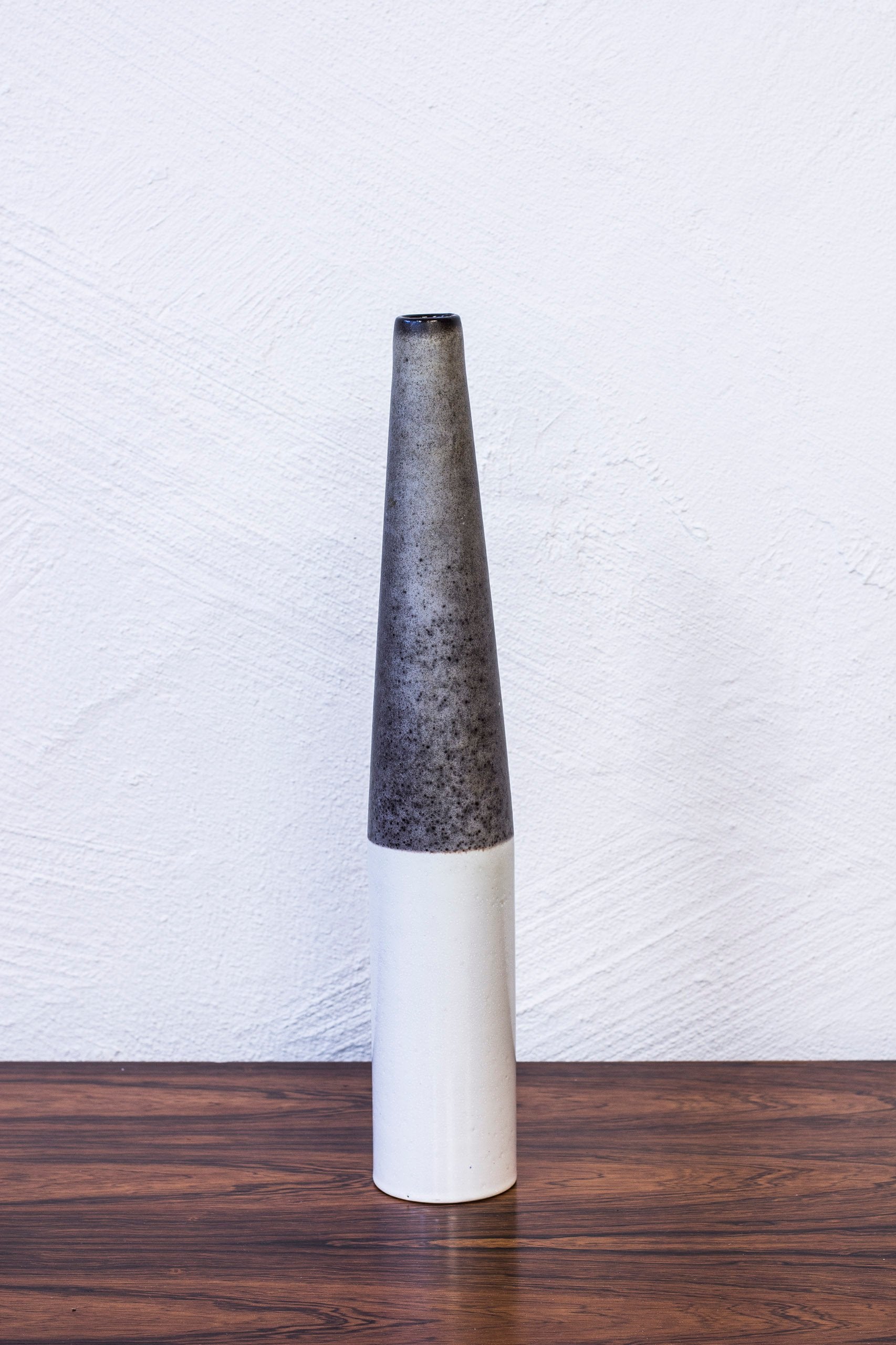 "Pylon" vase by Ingrid Atterberg