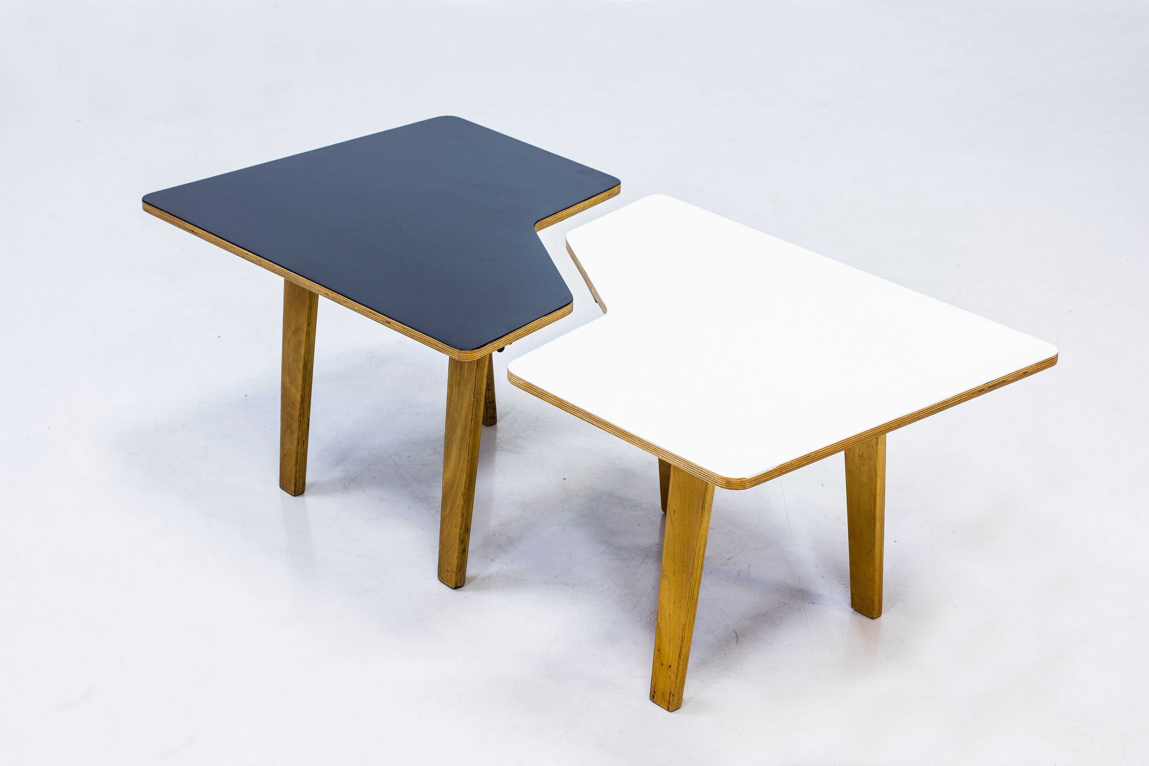 "B14" multi table by Cees Braakman