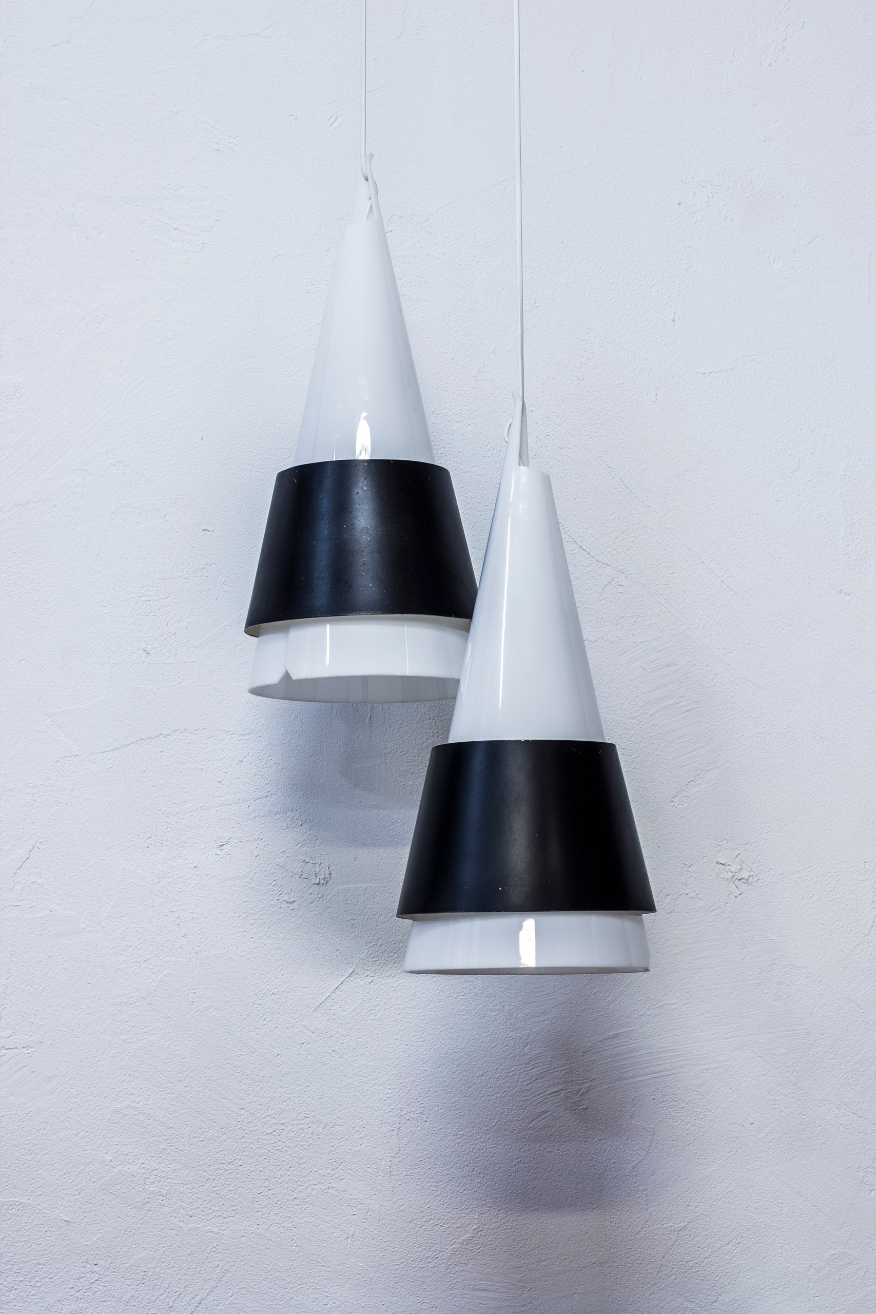 "Struten" pendant lamps by Hans Bergström
