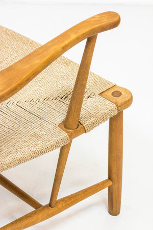 "Magasin du Nord" easy chairs by Hans J. Wegner
