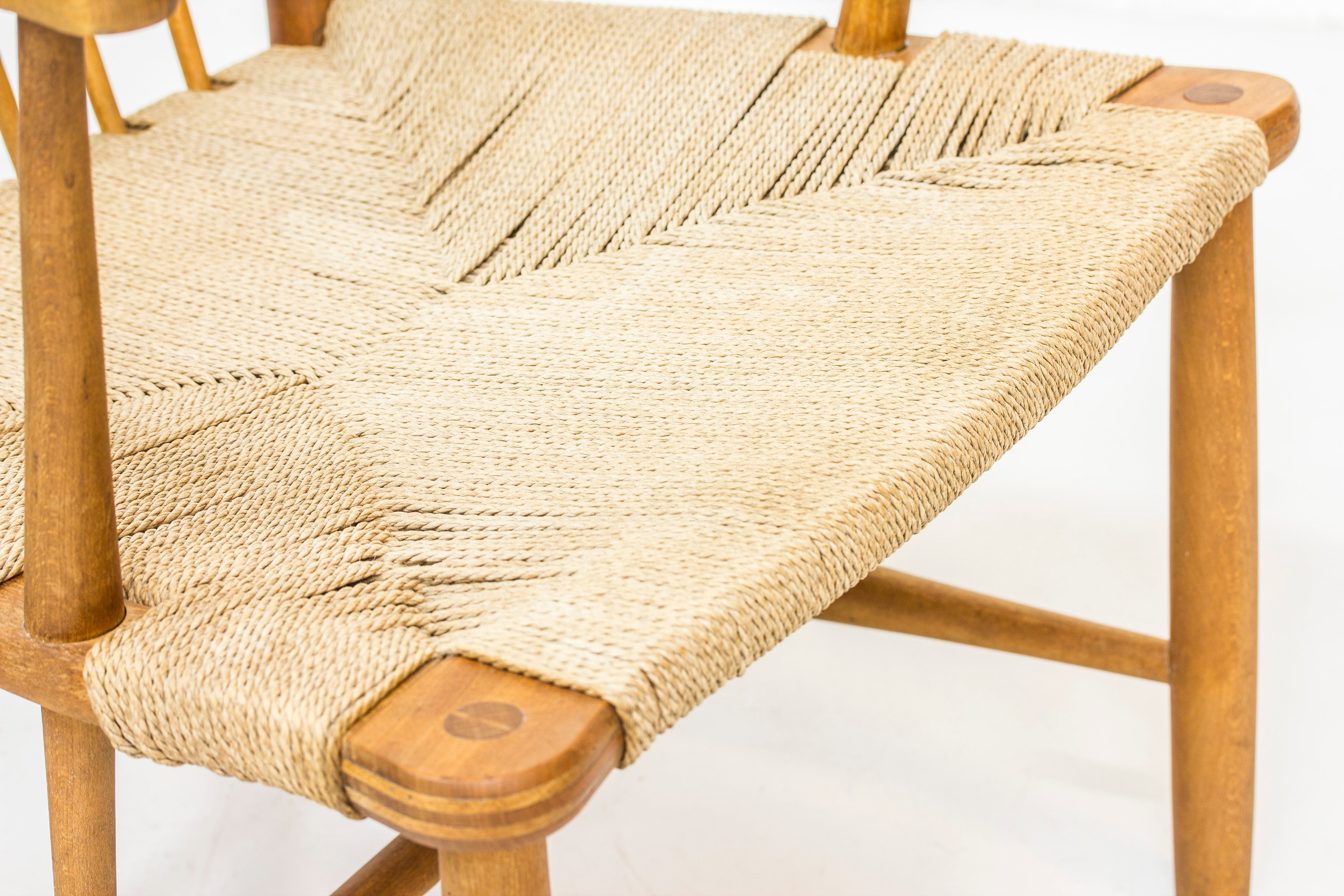 "Magasin du Nord" easy chairs by Hans J. Wegner