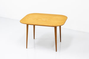Pine "Sportstuge" table by Carl Malmsten