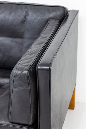 Sofa 2443 by Borge Mogensen