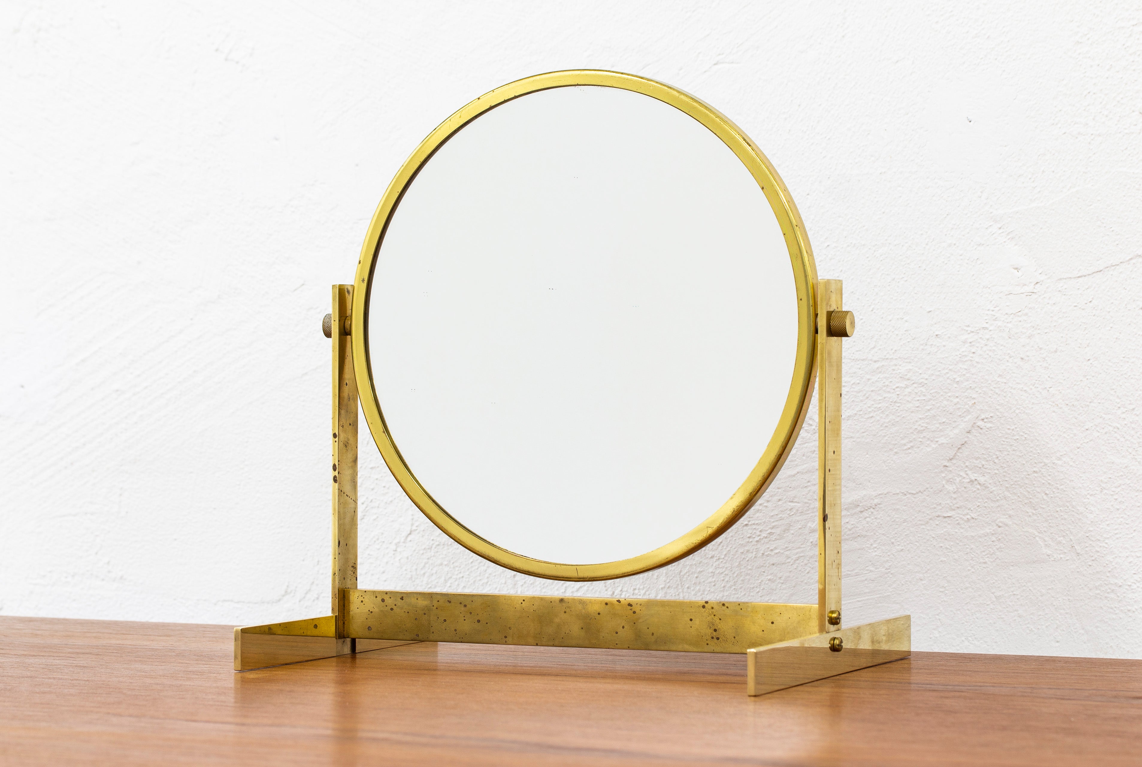 Vanity mirror by HI-gruppen