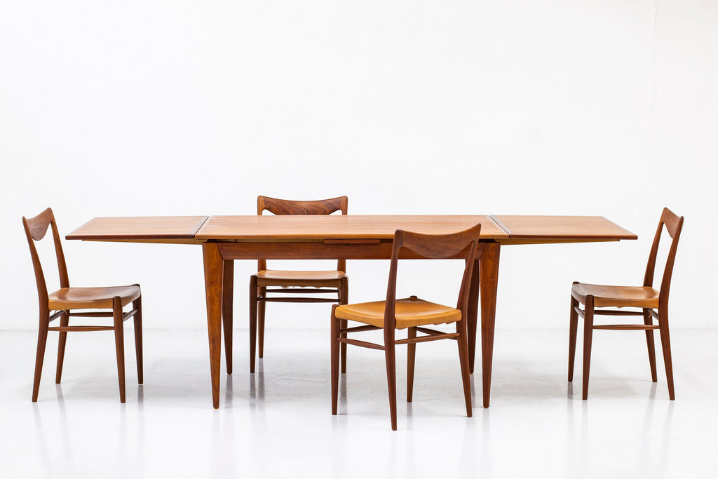 Dining table by Niels Møller