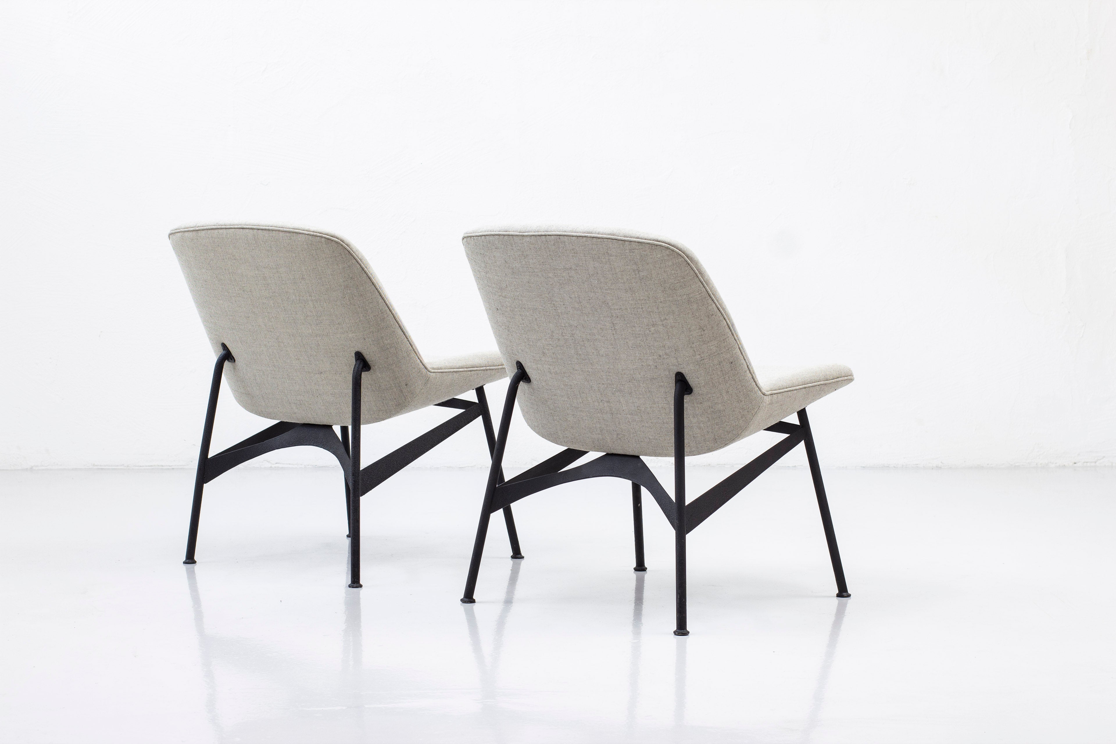 Lounge chairs by Hans Harald Molander