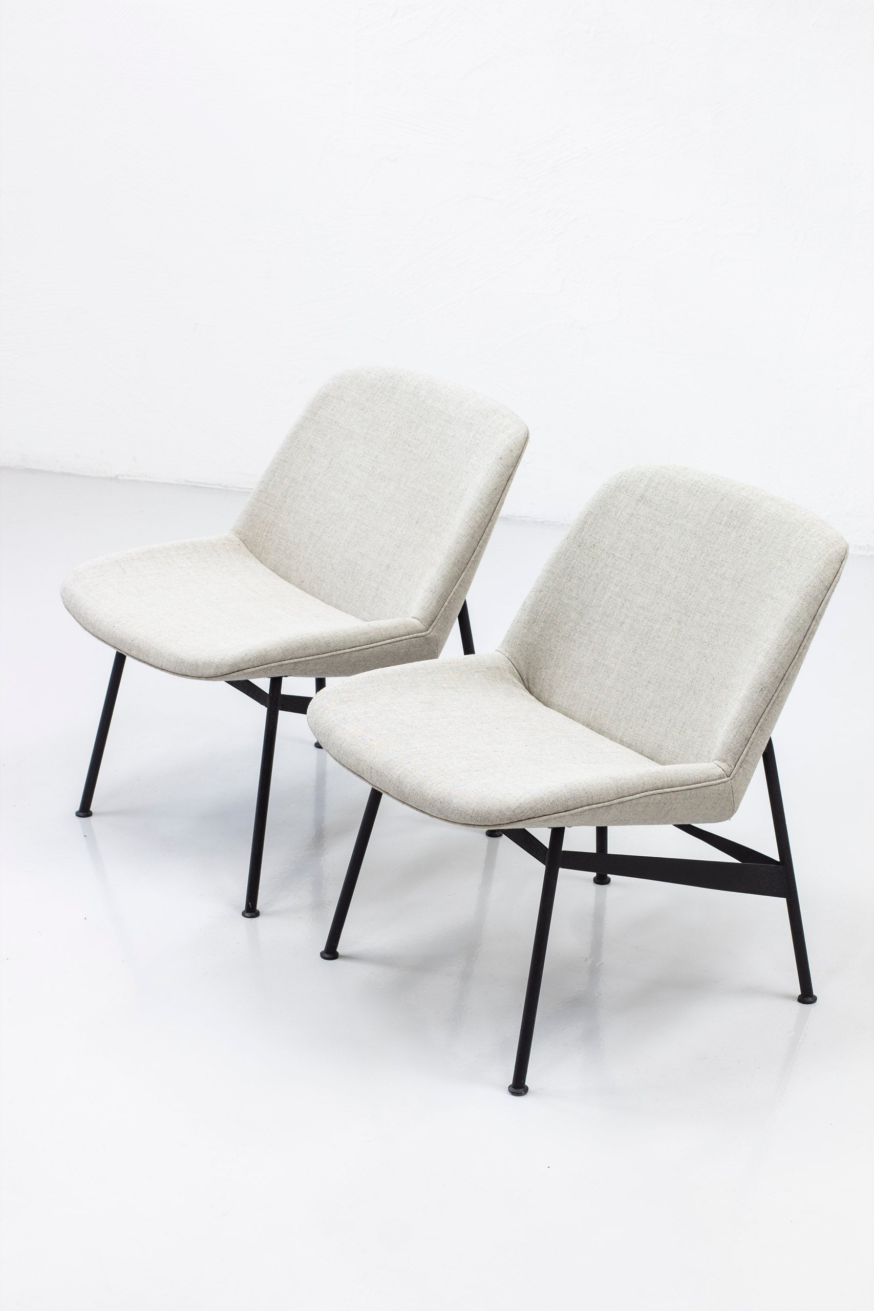 Lounge chairs by Hans Harald Molander