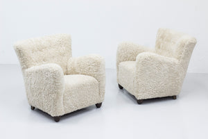 Lounge chairs in the manner of Lassen