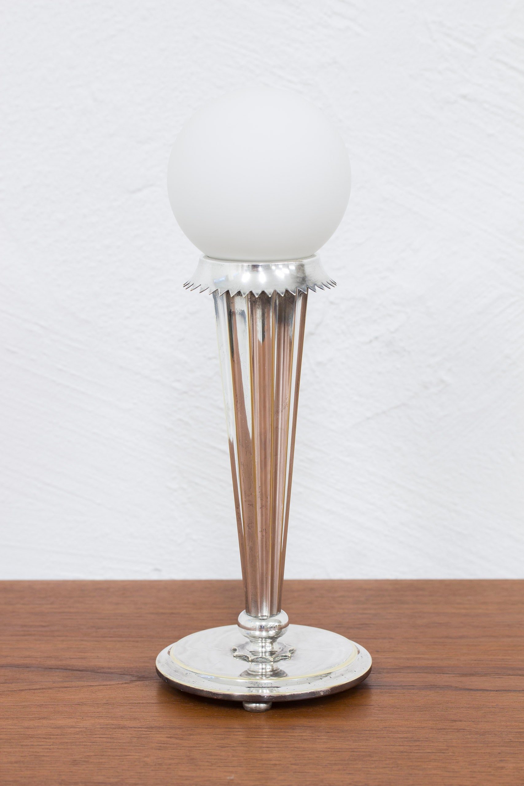 Table lamp 6853 by Harald Notini