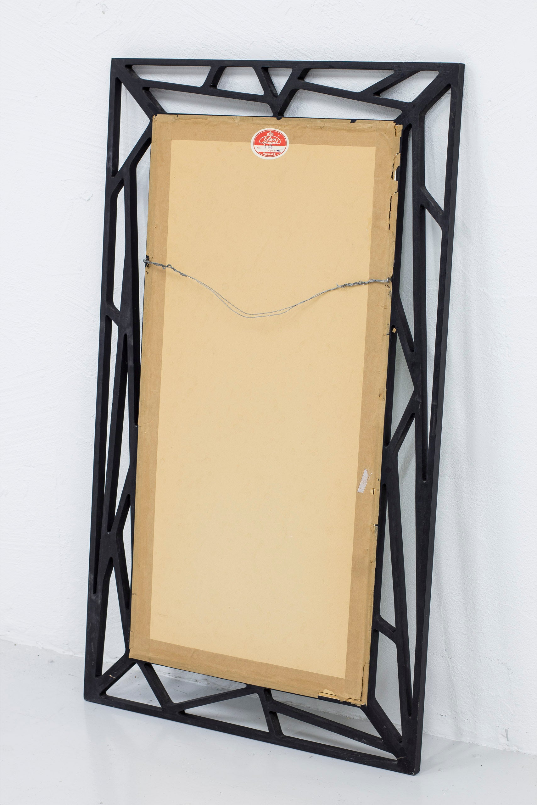"Konkret" mirror by Eden spegel