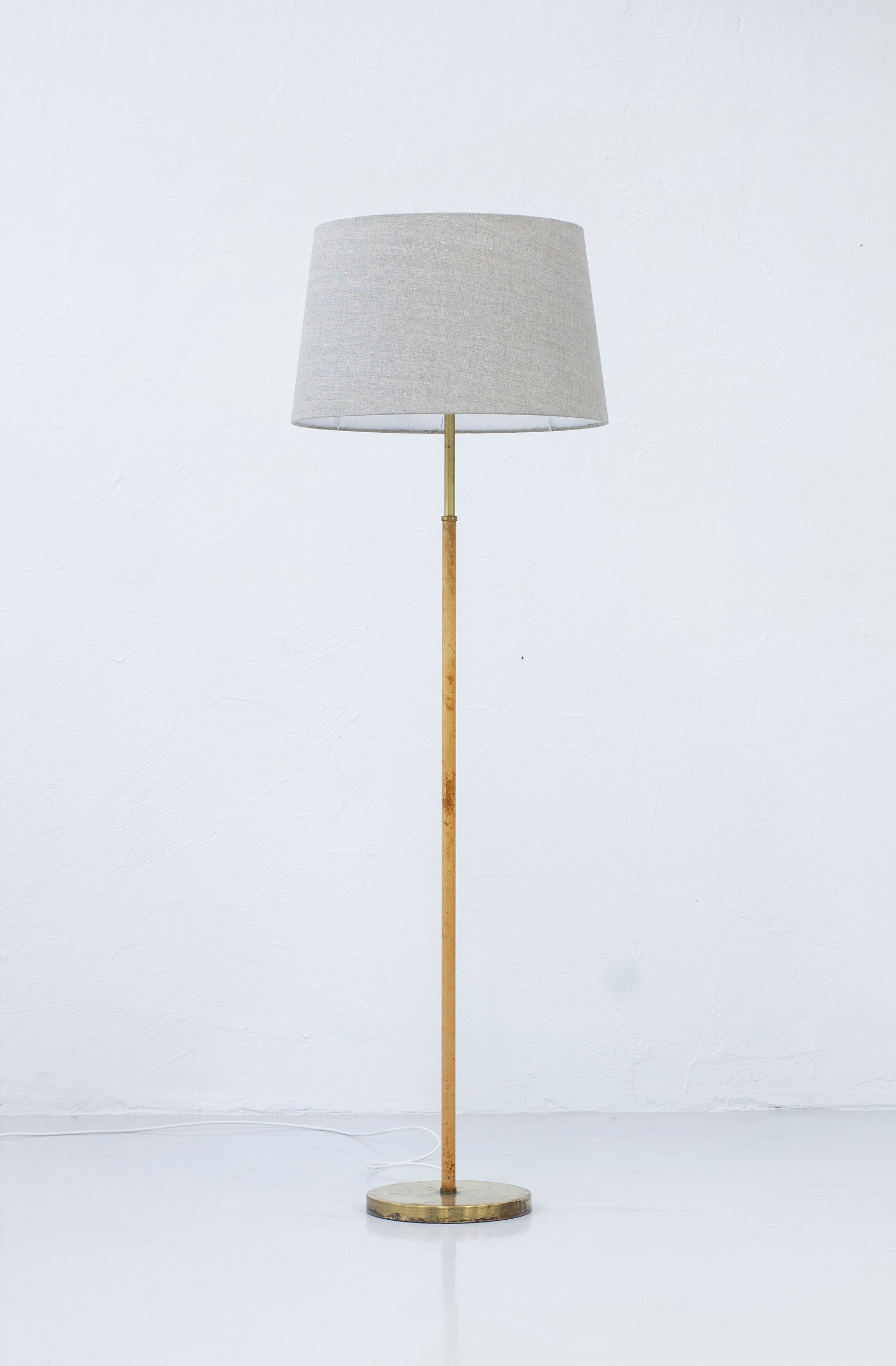 Floor lamp by Ateljé Lyktan